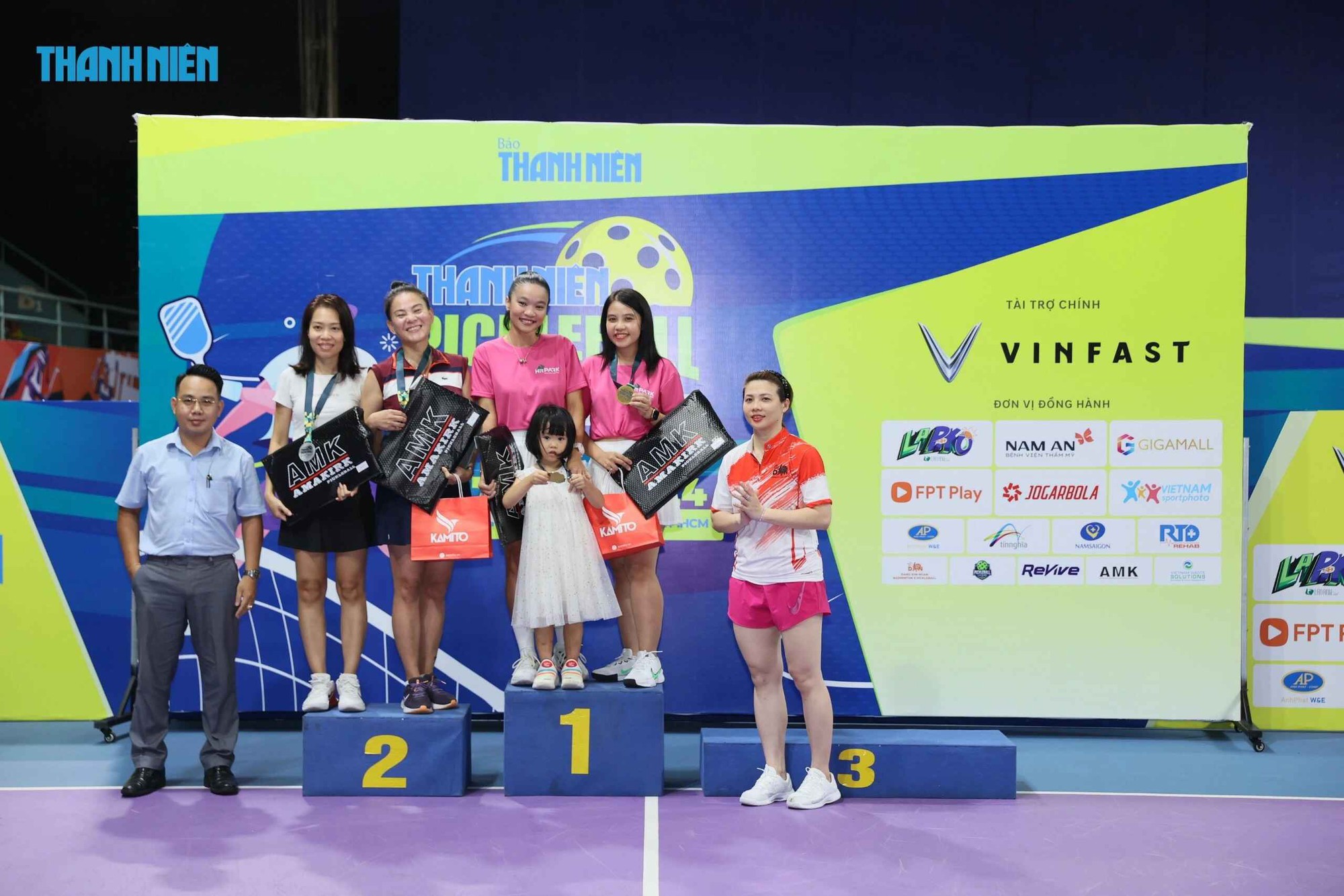 Choáng ngợp với 'dòng chảy' pickleball- Ảnh 1.