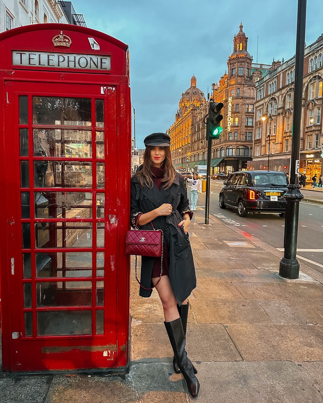 Rahasia menaklukkan gaya minimalis yang sederhana namun trendi - Foto 7. Bí quyết chinh phục phong cách minimalism đơn giản mà vẫn thời thượng- Ảnh 7.