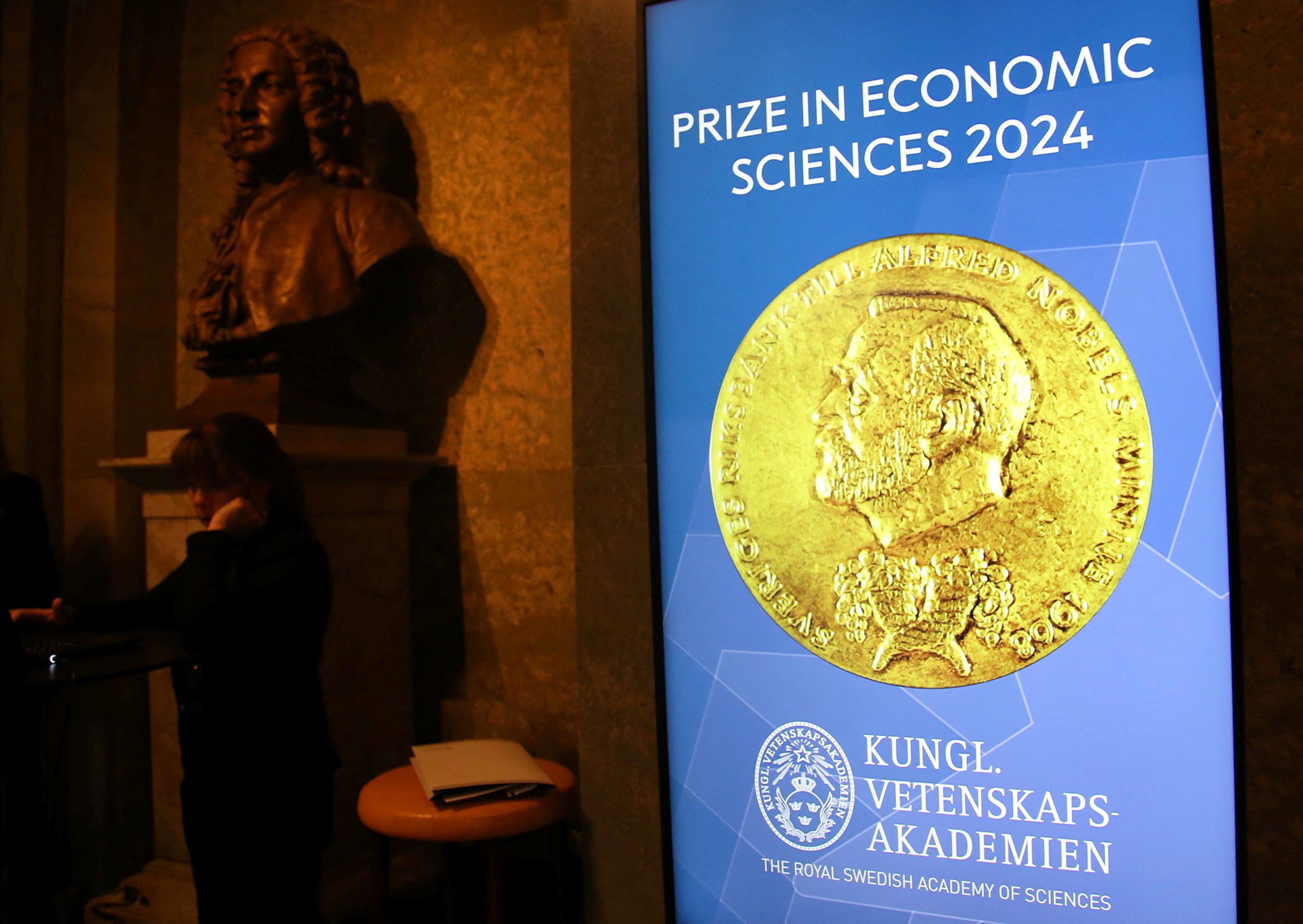 Giải Nobel Kinh tế 2024 gọi tên 3 nhà kinh tế người Mỹ- Ảnh 1.