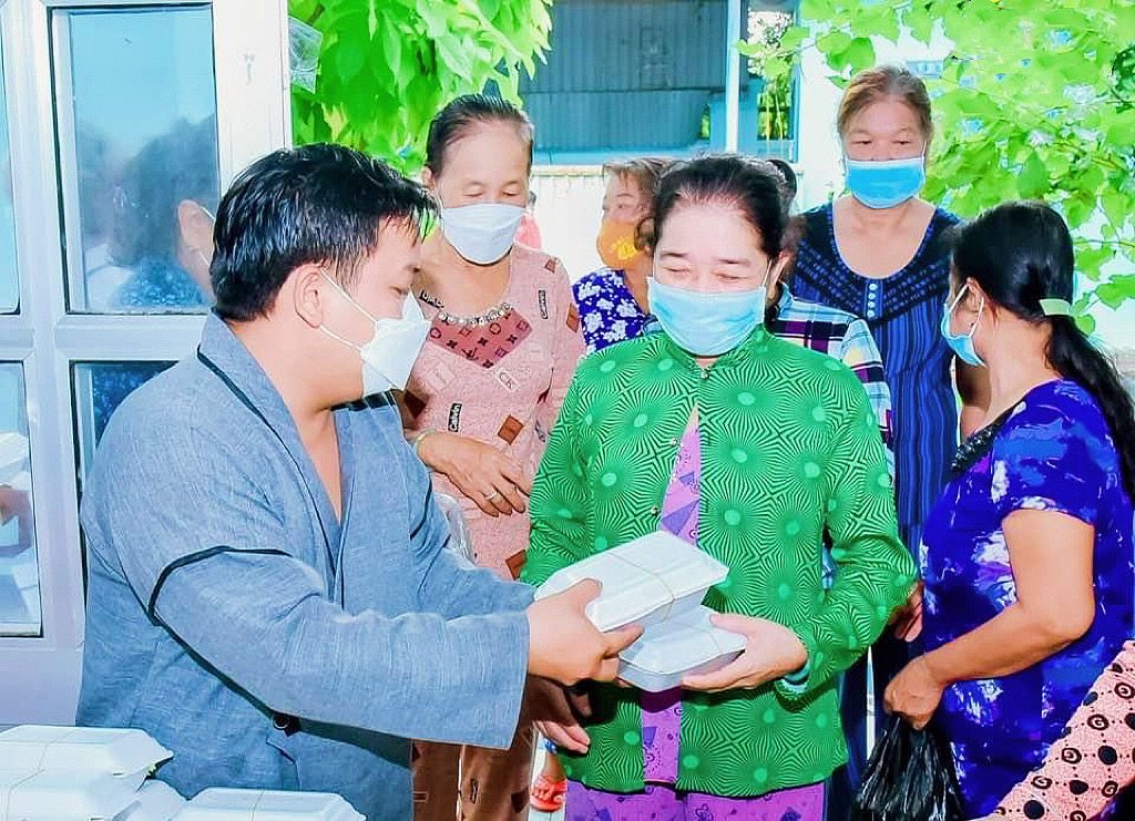 Sống một cuộc đời xứng đáng- Ảnh 3. Sống một cuộc đời xứng đáng- Ảnh 3.