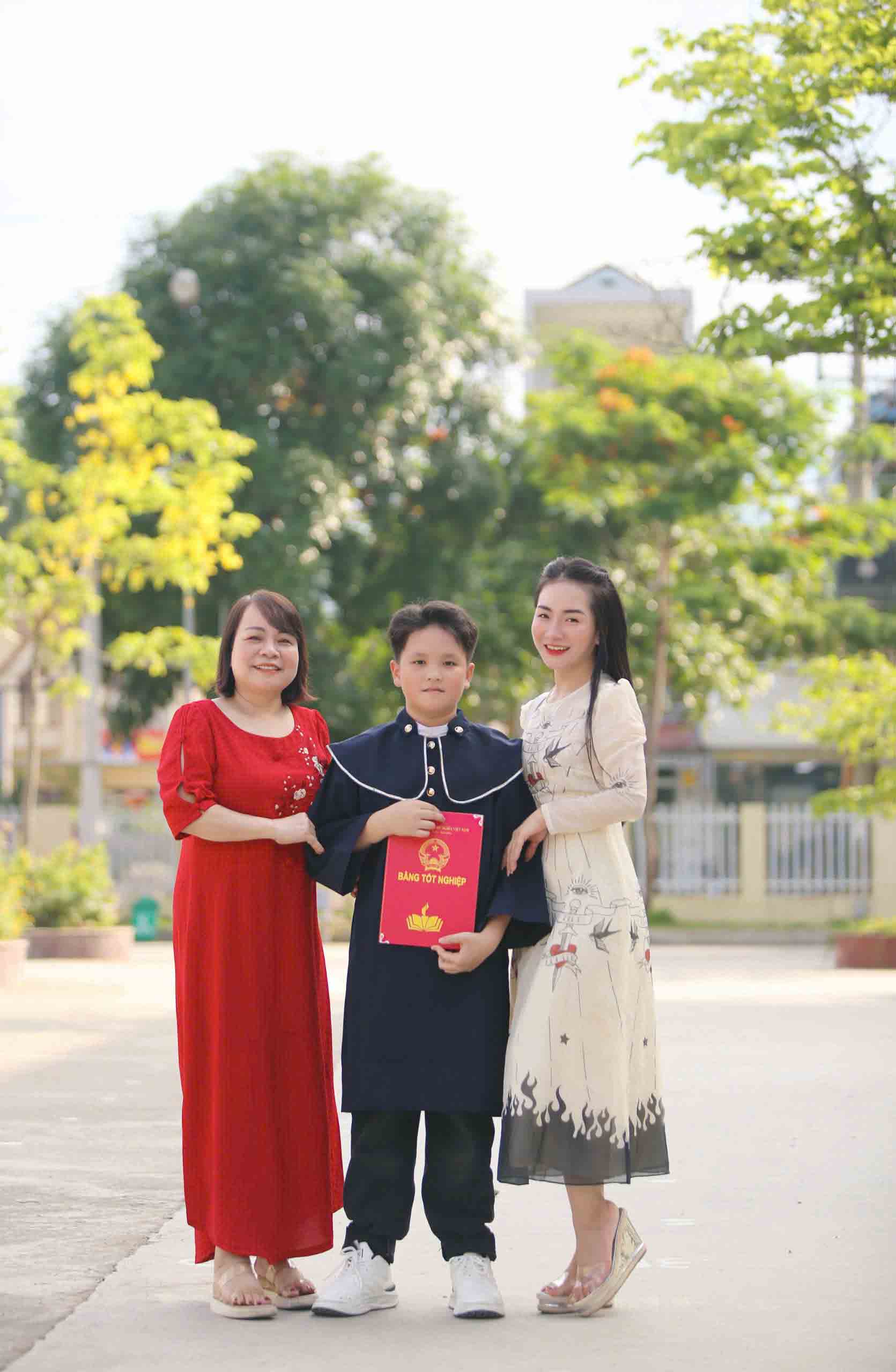 800 ngàn đồng mẹ gửi con gái cùng lá thư 15 năm trước- Ảnh 3. 800 ngàn đồng mẹ gửi con gái cùng lá thư 15 năm trước- Ảnh 3.