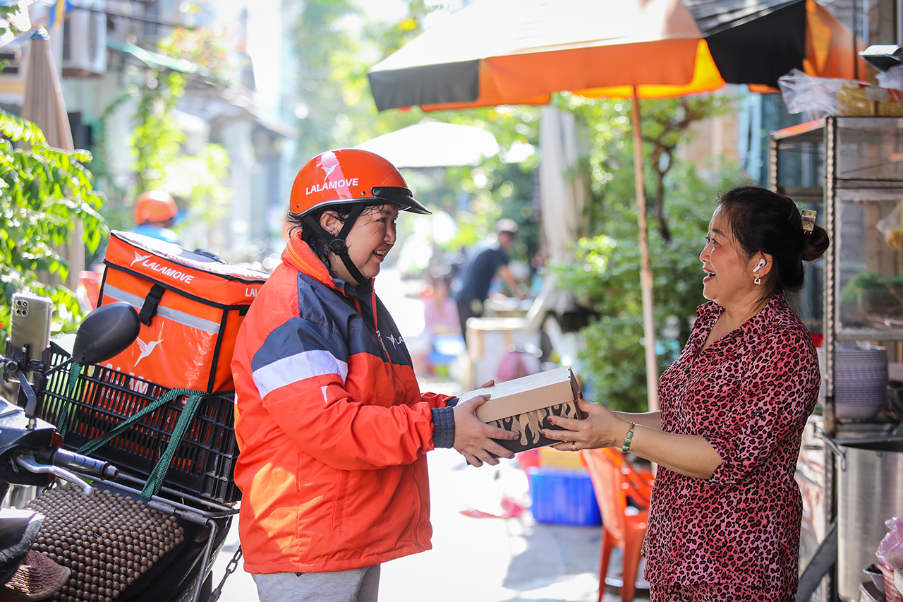 Đối tác tài xế nữ Lalamove: Những ước mơ sau tay lái- Ảnh 10.