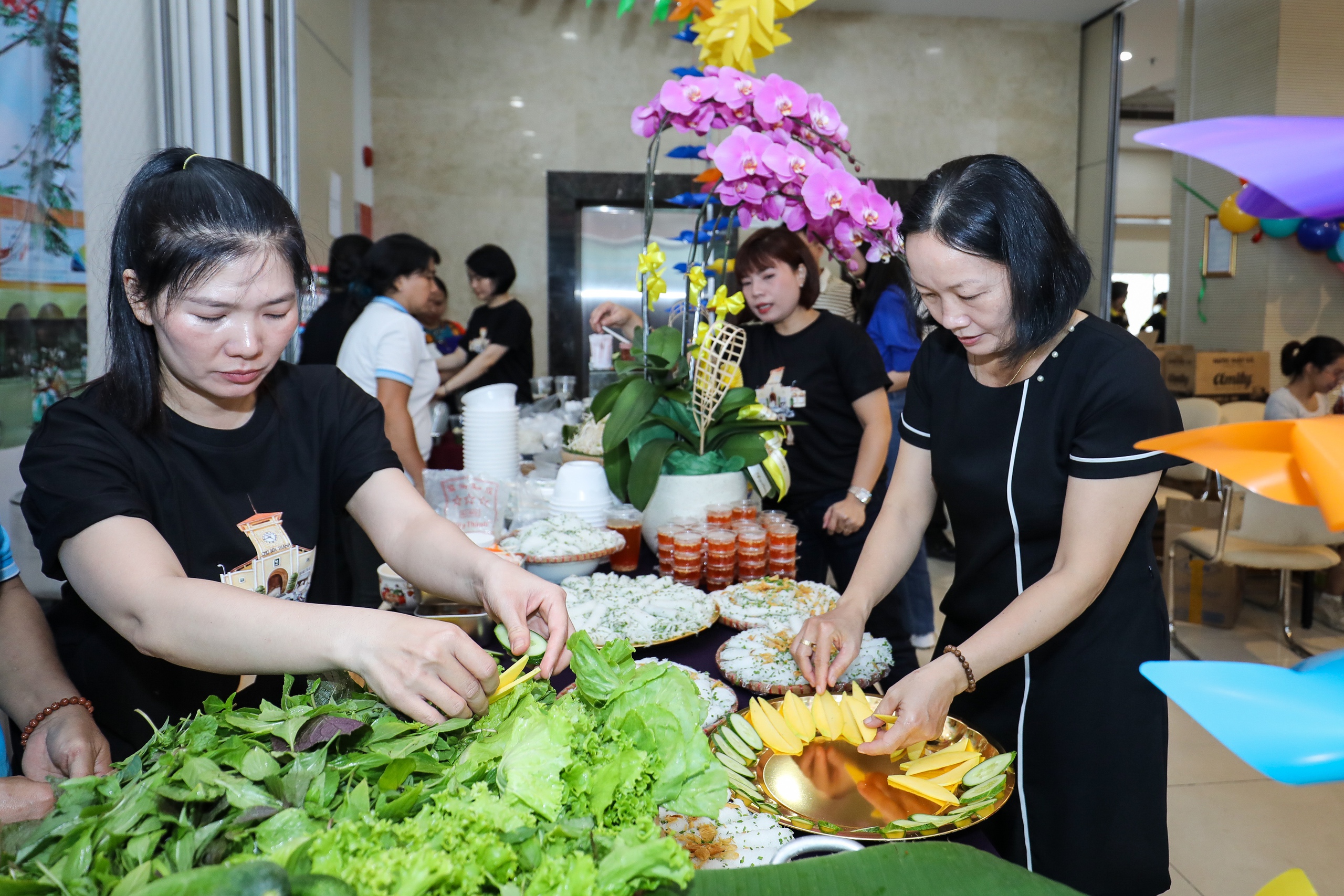 10 năm phiên chợ 'đặc sản Thanh Niên'- Ảnh 12.