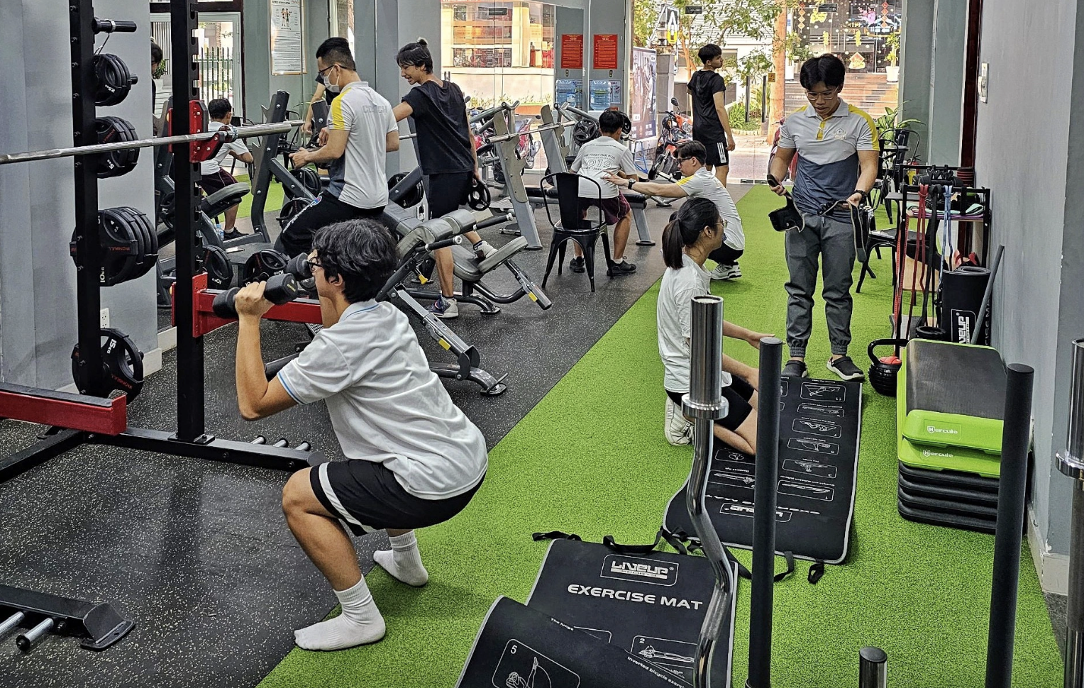 Từ vụ gymer tử vong: Chủ phòng gym, PT xử lý sự cố thế nào?- Ảnh 1.