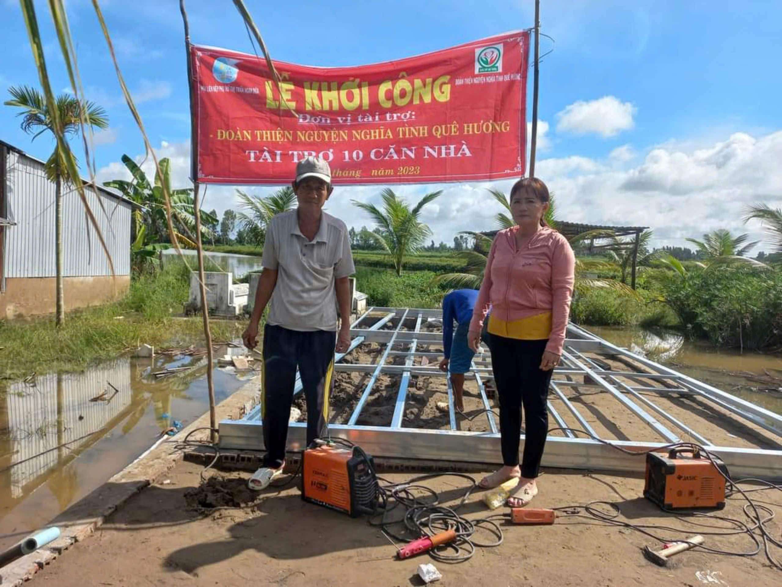 Người bắc những nhịp cầu yêu thương- Ảnh 2. Người bắc những nhịp cầu yêu thương- Ảnh 2.