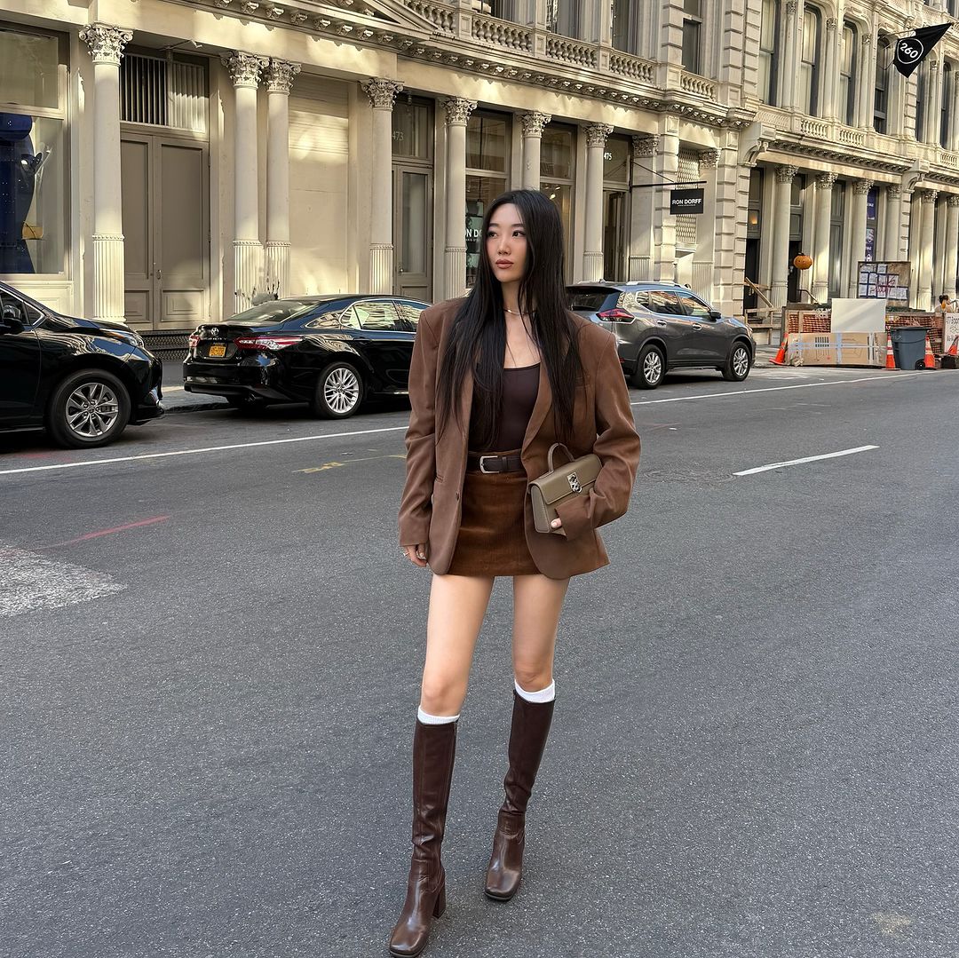 Oppdag den uendelige skjønnheten i mørke farger – Bilde 1. Khám phá vẻ đẹp bất tận của gam màu trầm- Ảnh 1.