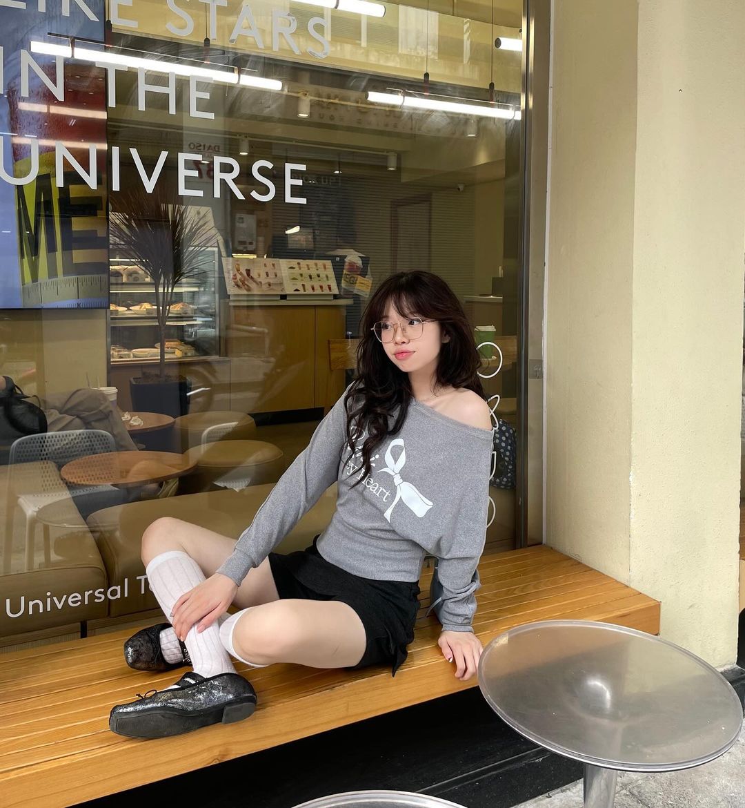 Oppdag den uendelige skjønnheten i mørke farger – Bilde 6. Khám phá vẻ đẹp bất tận của gam màu trầm- Ảnh 6.