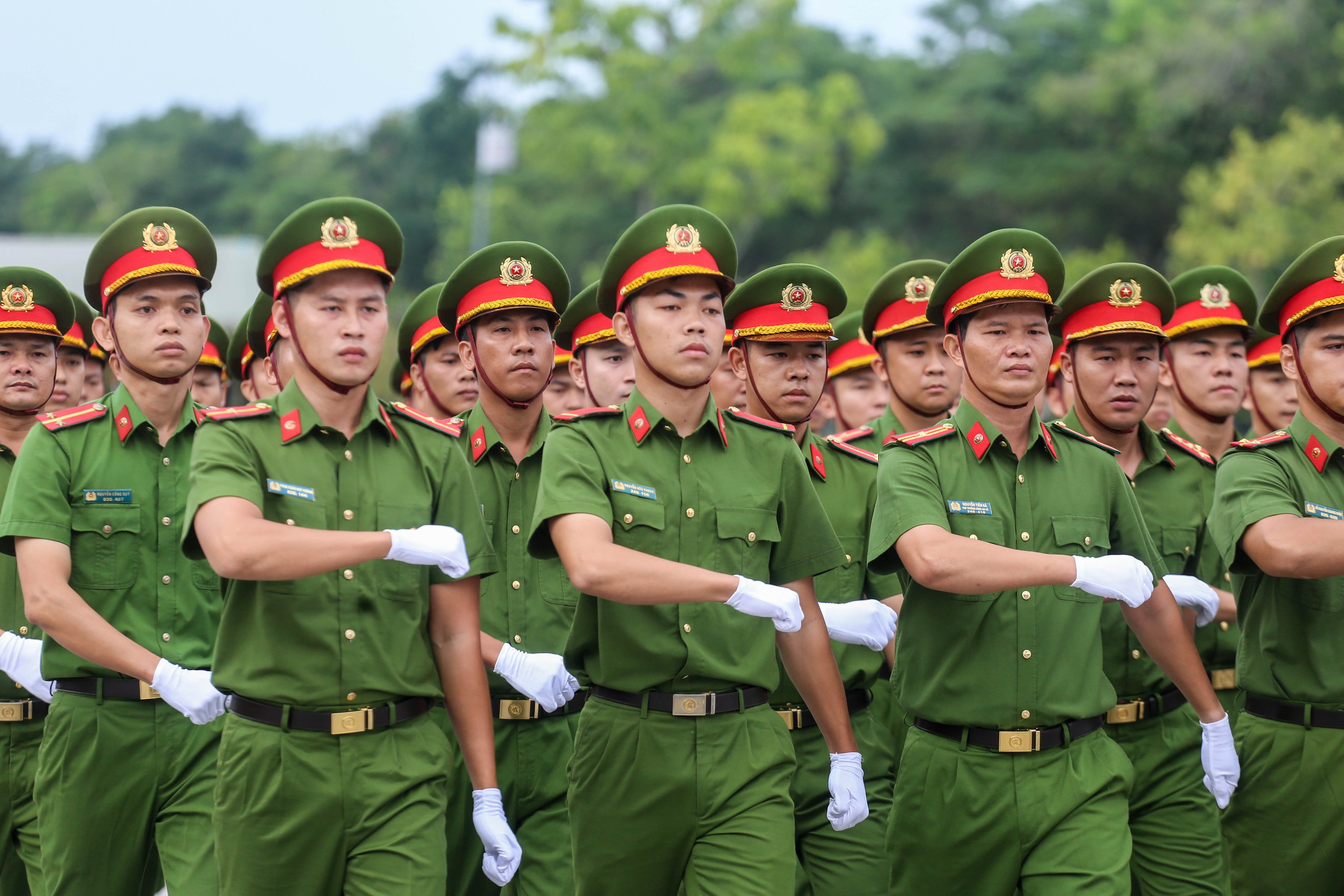 Lực lượng công an diễu binh, biểu diễn võ thuật mãn nhãn tại Huế- Ảnh 3.