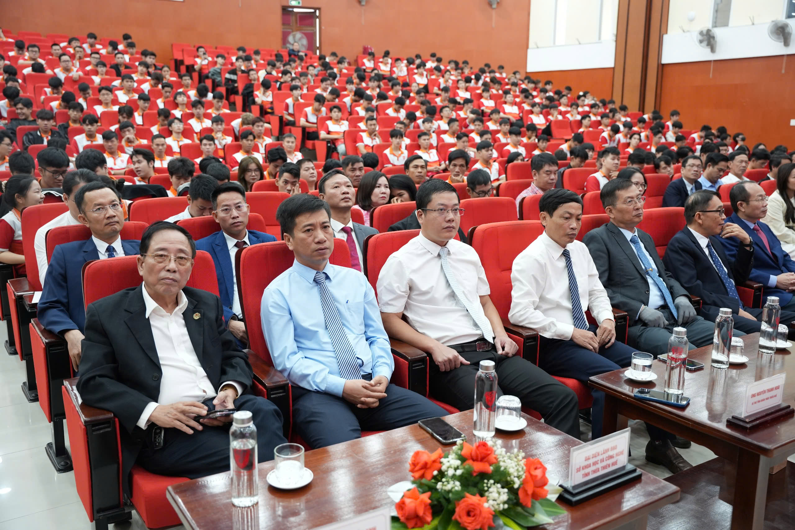 Universiti Hue bakal mempunyai Universiti Kejuruteraan dan Teknologi tambahan - Foto 2. Đại học Huế sắp có thêm Trường đại học Kỹ thuật và công nghệ- Ảnh 2.