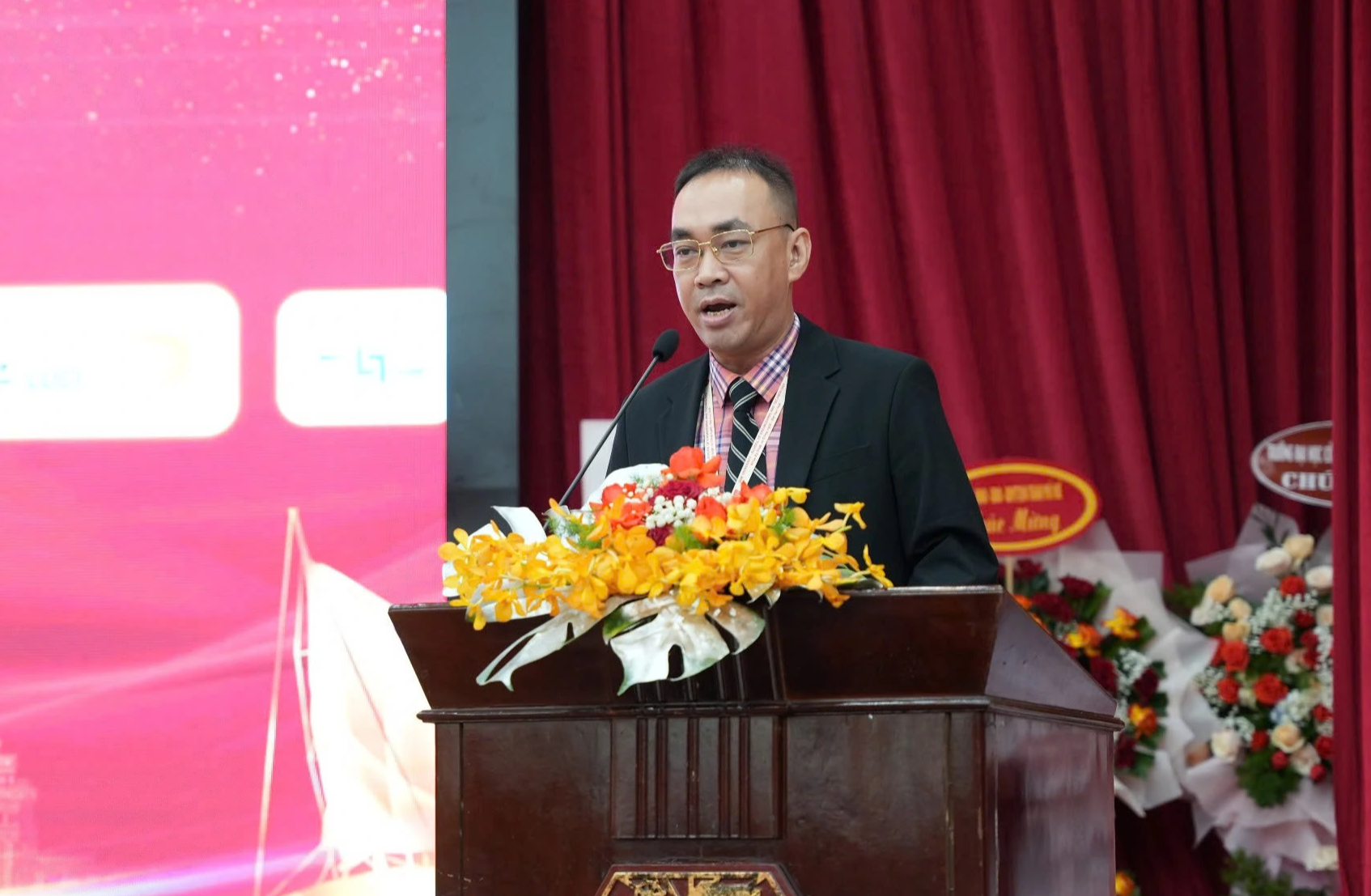 Universiti Hue bakal mempunyai Universiti Kejuruteraan dan Teknologi tambahan - Foto 1. Đại học Huế sắp có thêm Trường đại học Kỹ thuật và công nghệ- Ảnh 1.