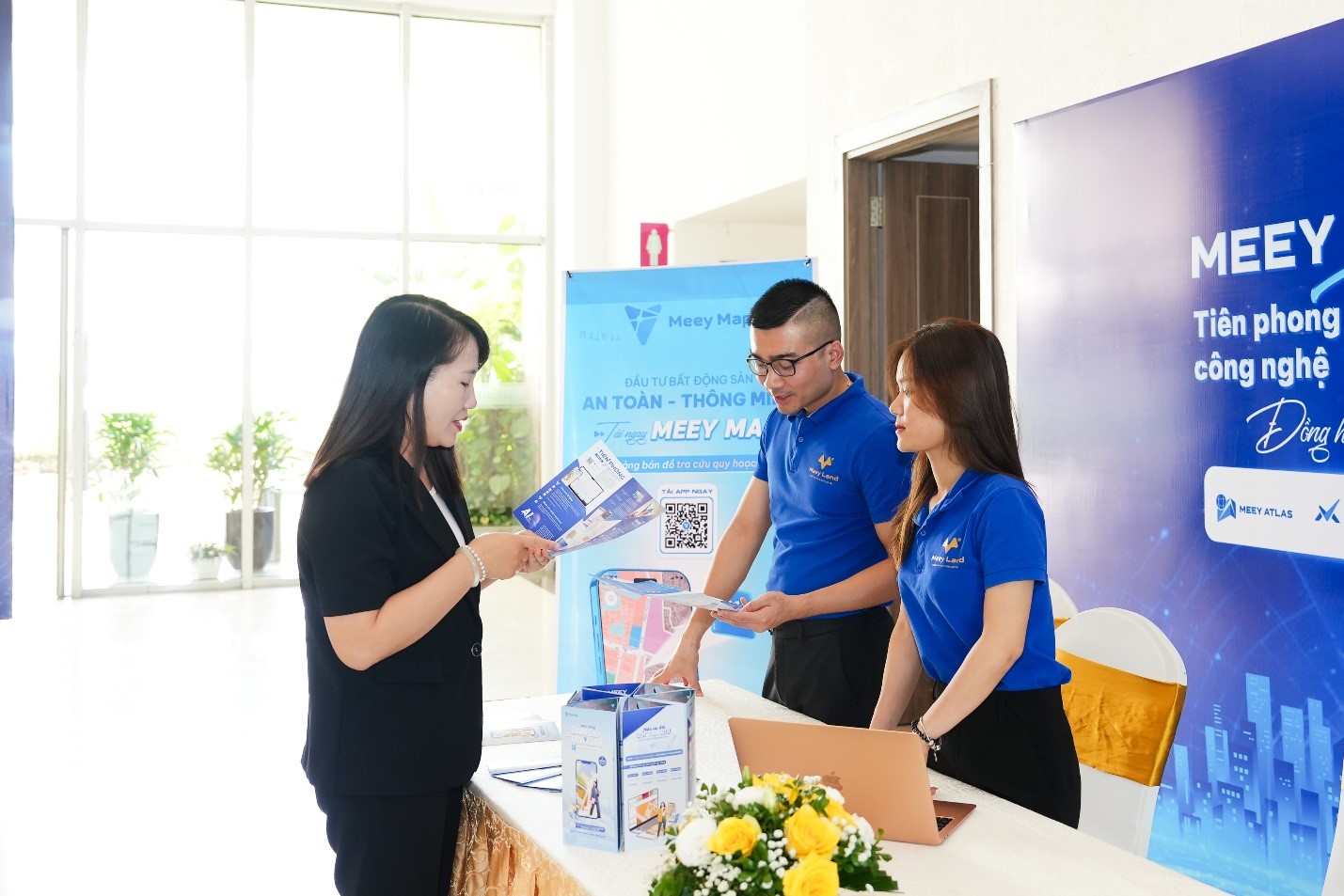 Số hóa bất động sản: Các giải pháp hữu ích từ start-up Meey Group- Ảnh 3. Hệ sinh thái sản phẩm của Meey Group nhận được sự quan tâm của nhiều quan khách