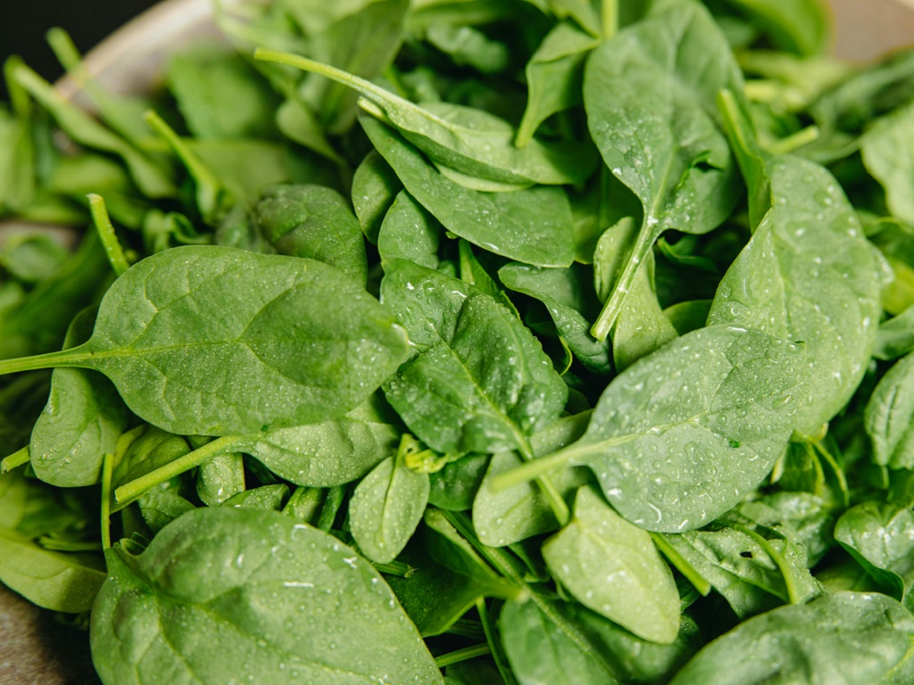 Uống nước ép rau nào để vừa hạ huyết áp, vừa tránh ung thư?