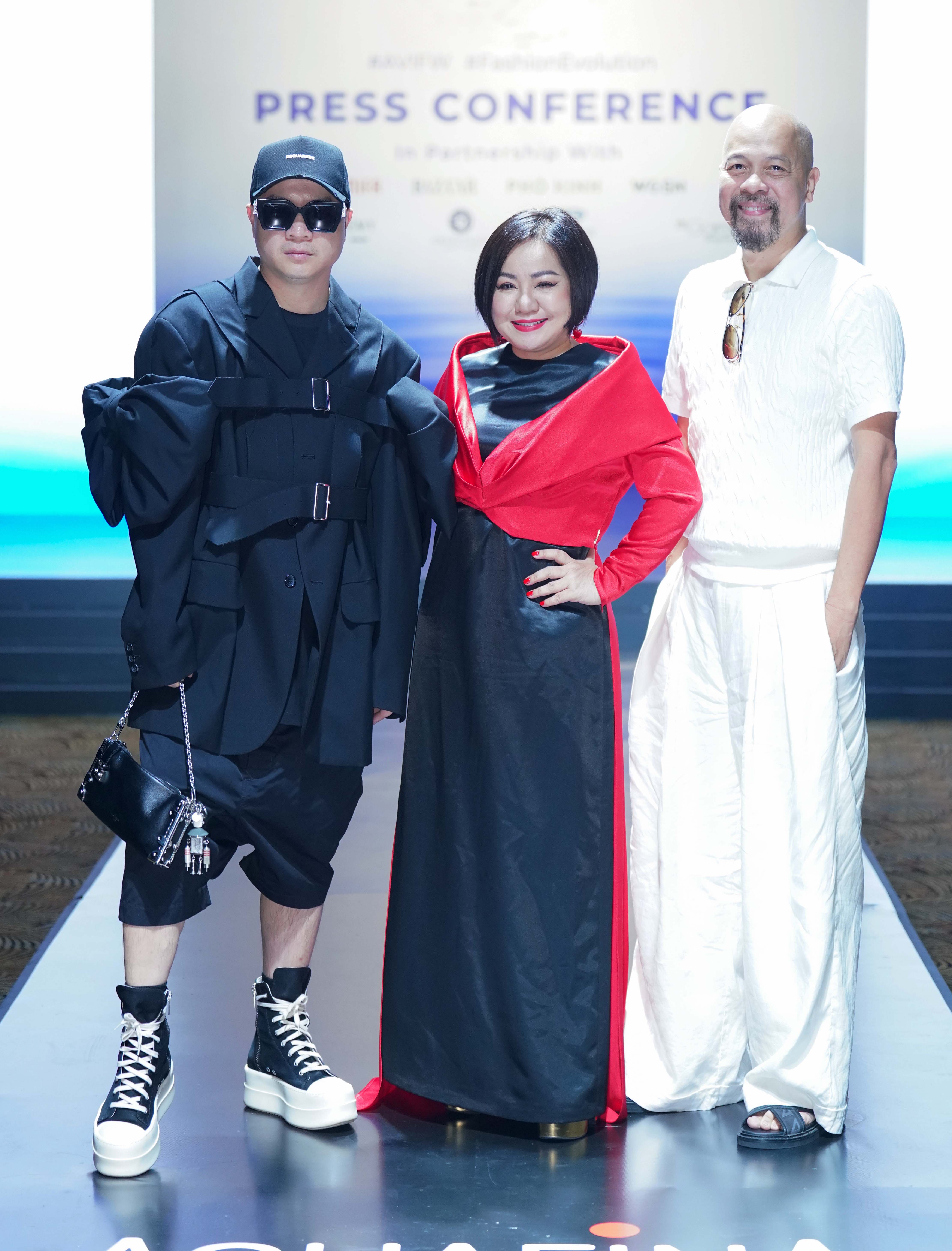 Hanoi'de 2024 Sonbahar Kış Moda Haftası'nın lansmanı - Fotoğraf 6. Khởi động Tuần lễ Thời trang thu đông 2024 tại Hà Nội- Ảnh 6.