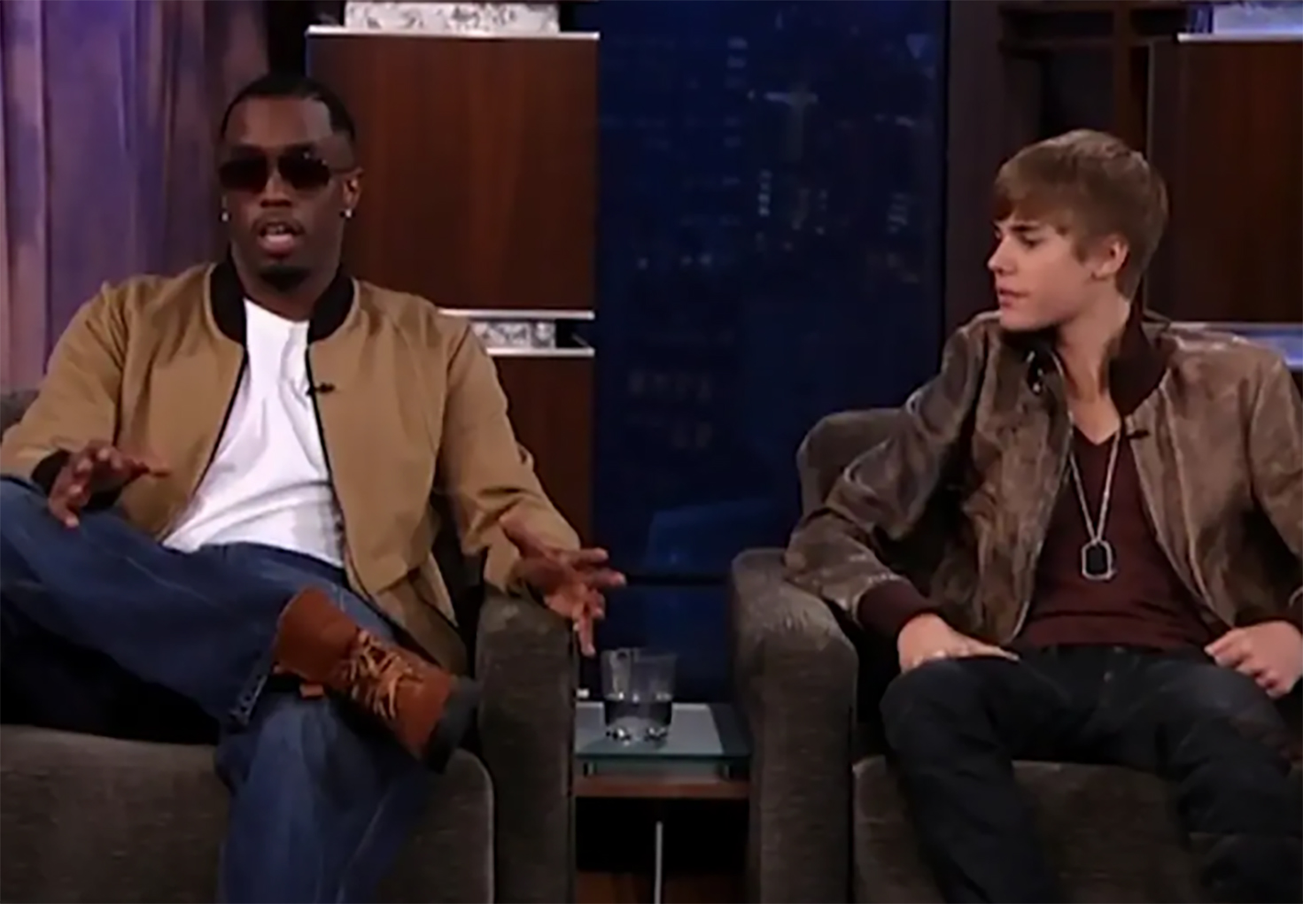 Diddy từng cảnh báo Justin Bieber không được nói về những việc đã làm với  'anh cả'