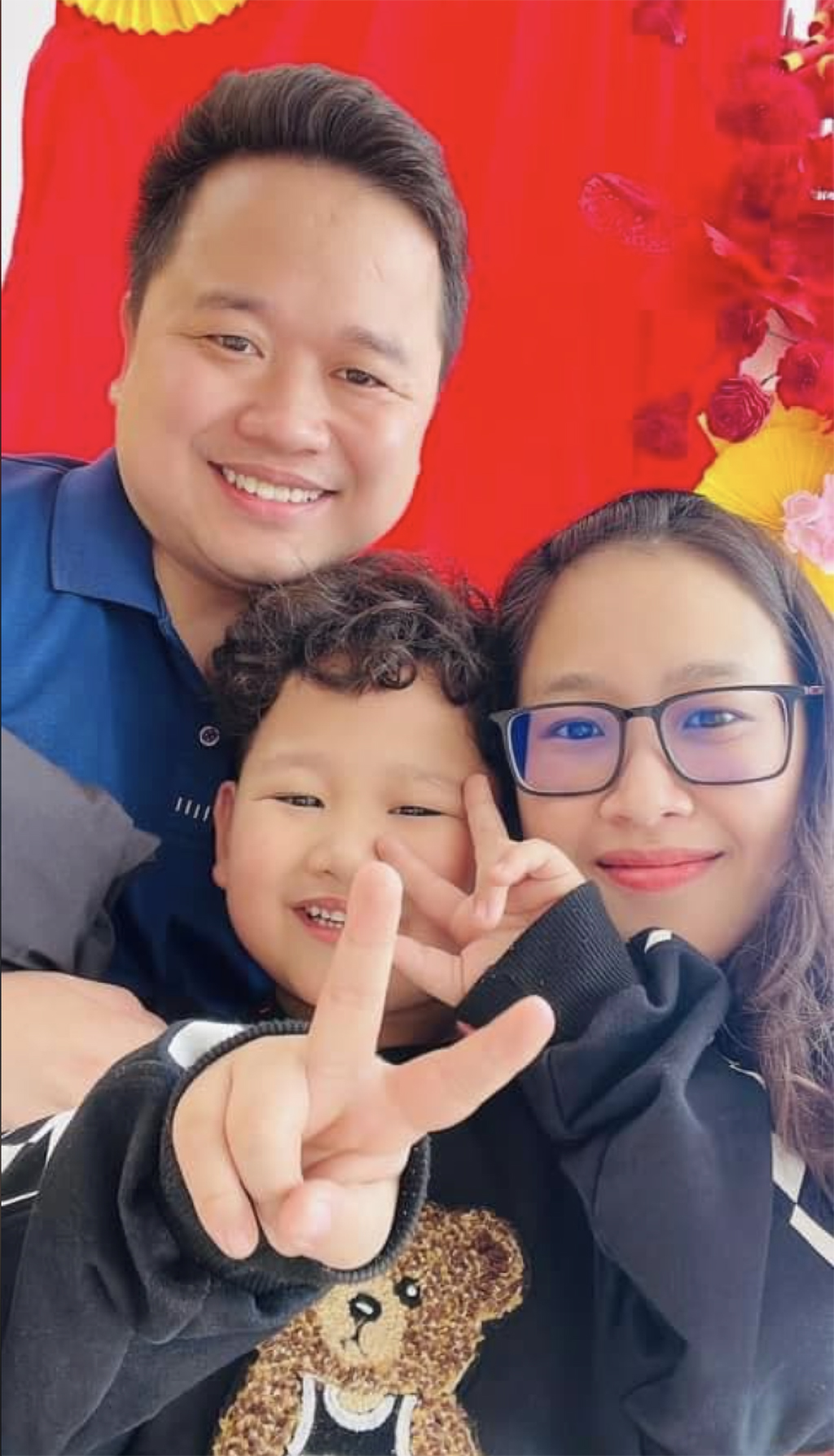 Bé trai 6 tuổi và phản xạ nói tiếng Anh 'như gió'- Ảnh 2. Bé trai 6 tuổi và phản xạ nói tiếng Anh 'như gió'- Ảnh 2.