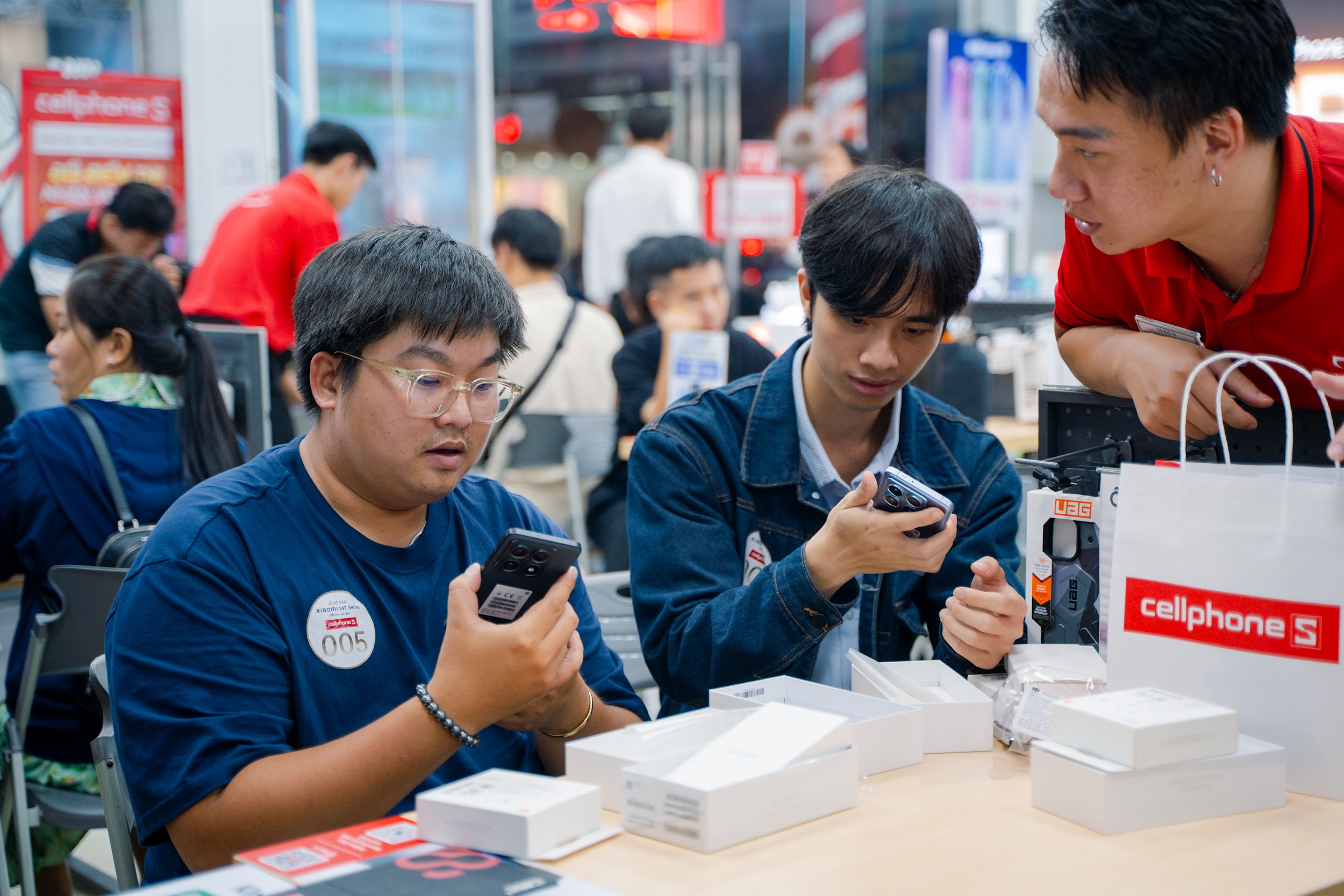 CellphoneS mở bán Xiaomi 14T series cho gần 800 khách đặt trước