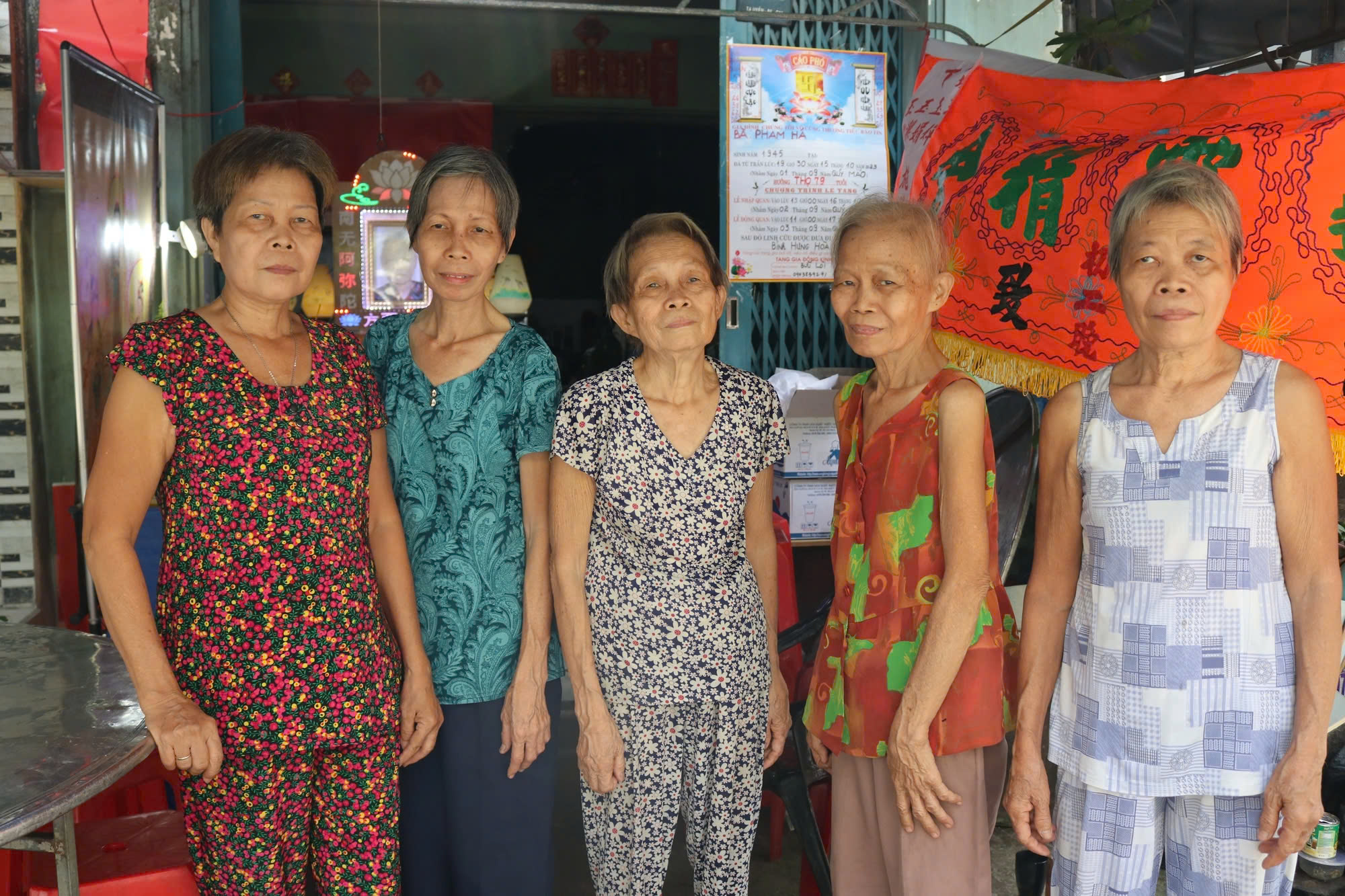 Sống ở TP.HCM 'hơn nhau' bởi hàng xóm: Những điều nhỏ xíu rất Sài Gòn mà thương- Ảnh 8.