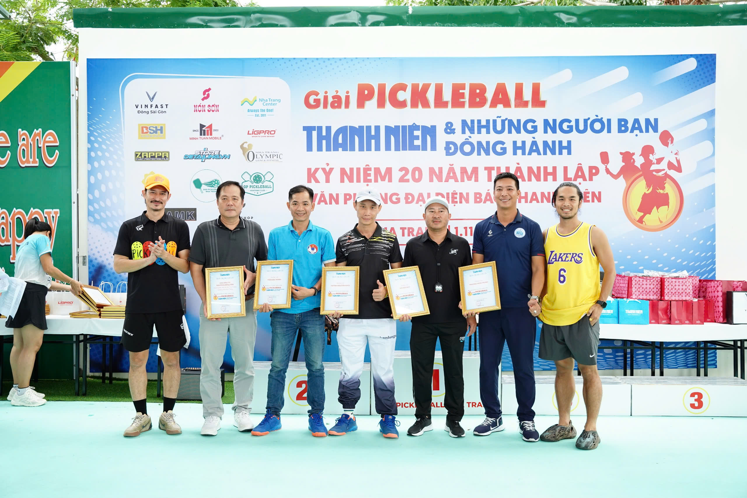 Giải pickleball Báo Thanh Niên và những người bạn đồng hành: Gây quỹ cho Cùng con đi tiếp cuộc đời- Ảnh 34.