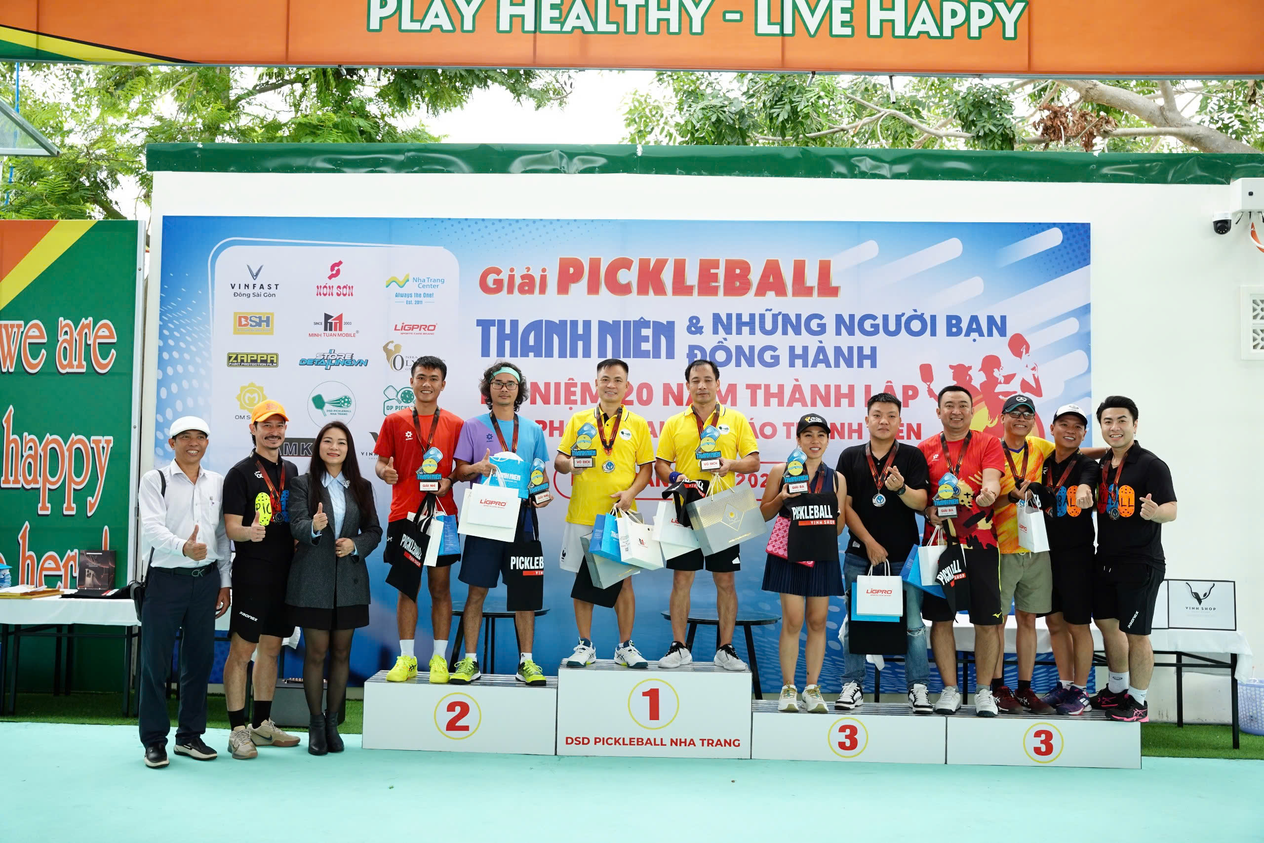 Giải pickleball Báo Thanh Niên và những người bạn đồng hành: Gây quỹ cho Cùng con đi tiếp cuộc đời- Ảnh 35.