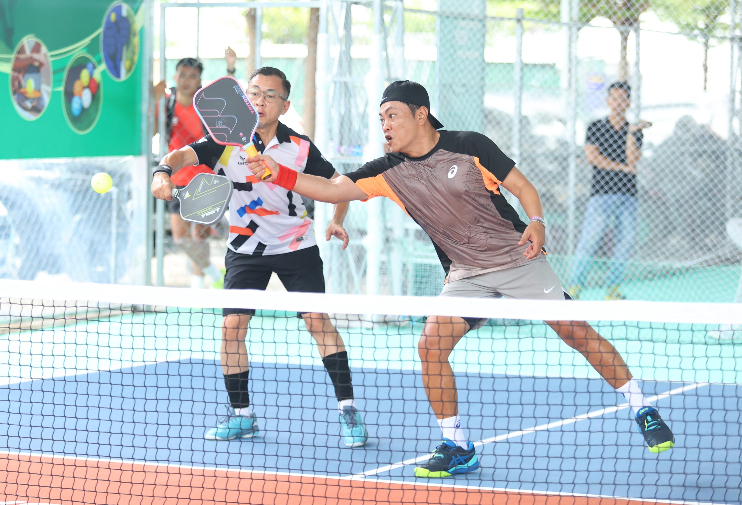 Giải pickleball Báo Thanh Niên và những người bạn đồng hành: Gây quỹ cho Cùng con đi tiếp cuộc đời- Ảnh 29.