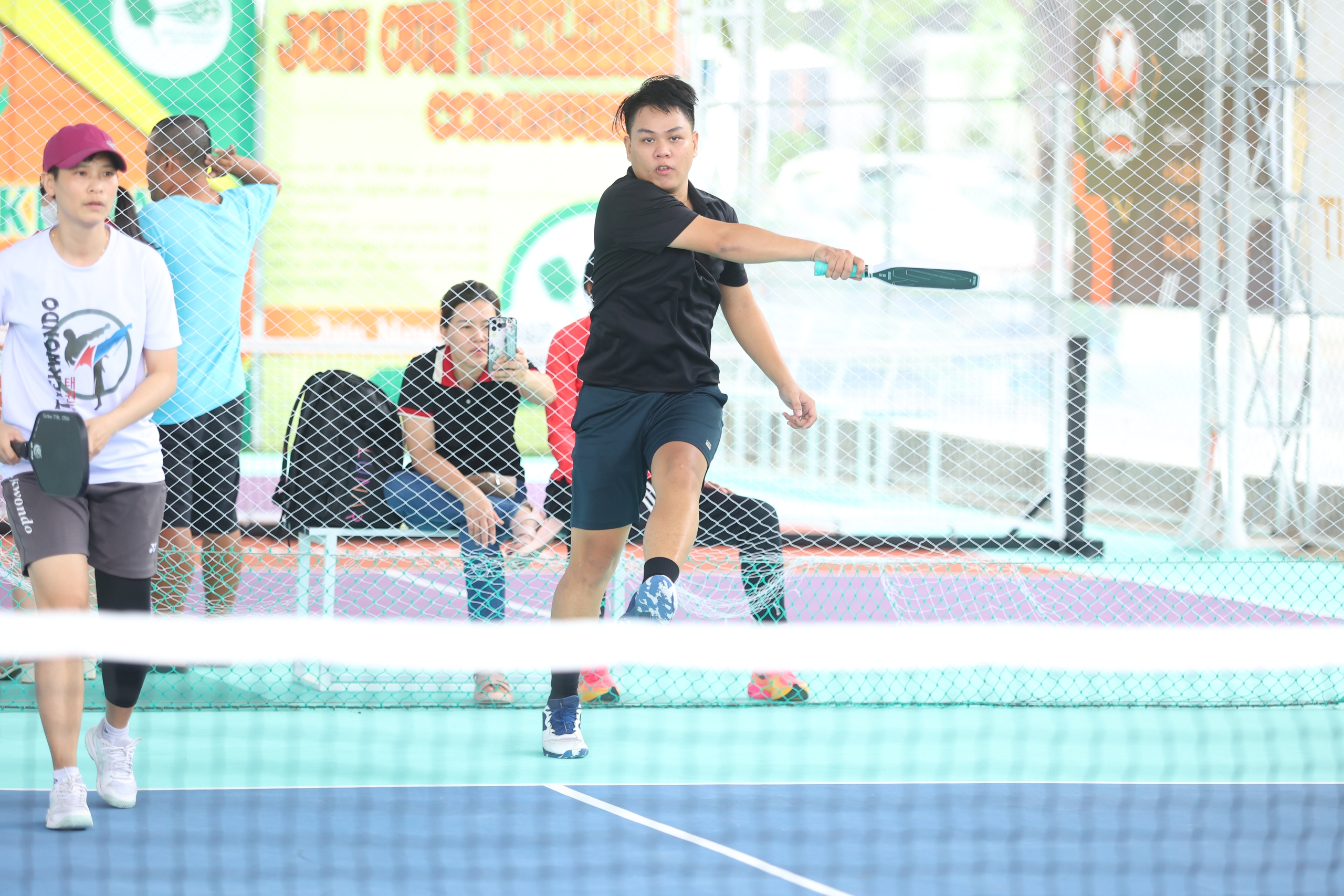 Giải pickleball Báo Thanh Niên và những người bạn đồng hành: Gây quỹ cho Cùng con đi tiếp cuộc đời- Ảnh 32.