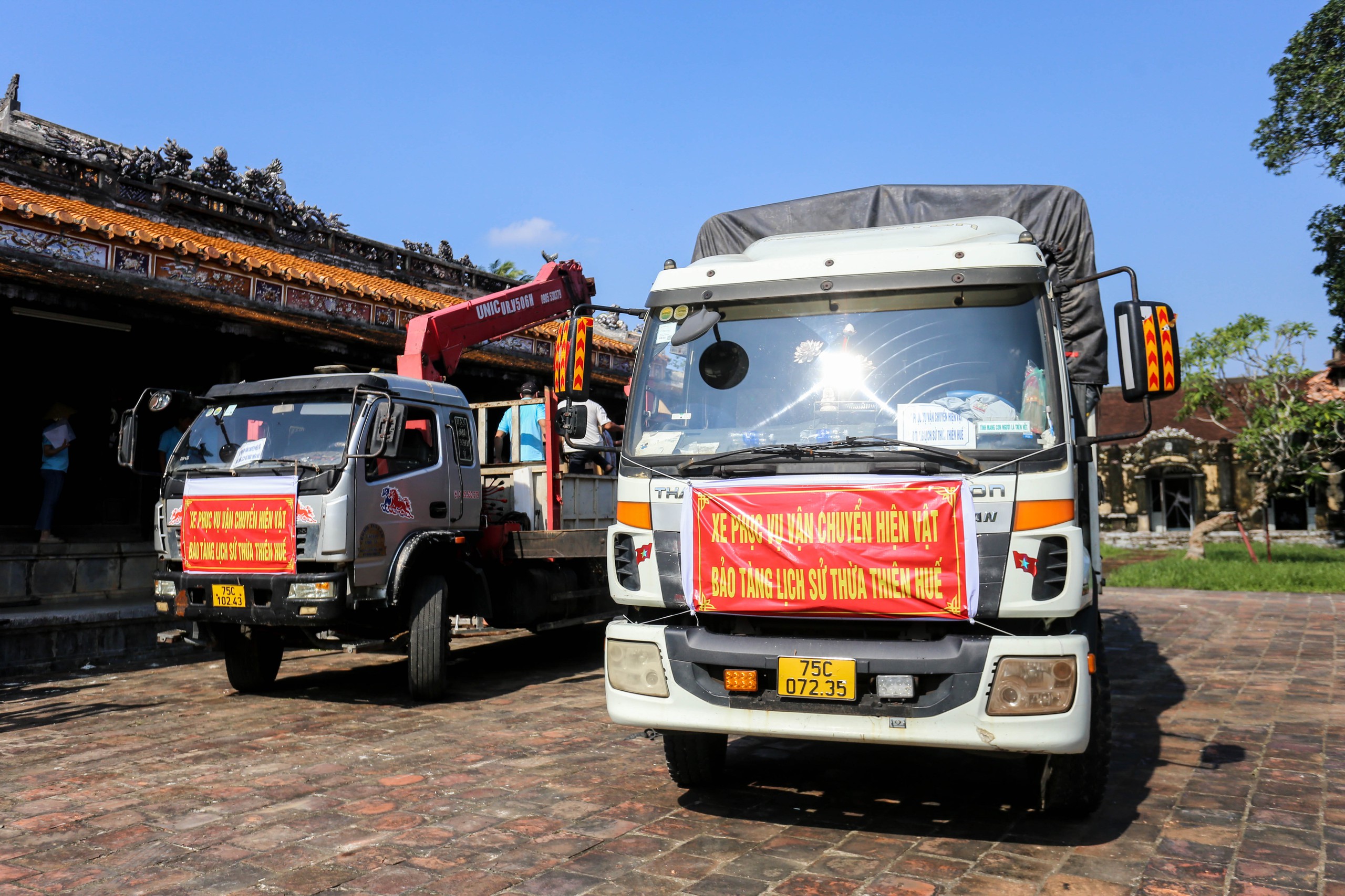 'Hộ tống' bảo vật quốc gia của Bảo tàng Lịch sử Thừa Thiên-Huế về 'nhà' mới- Ảnh 8.