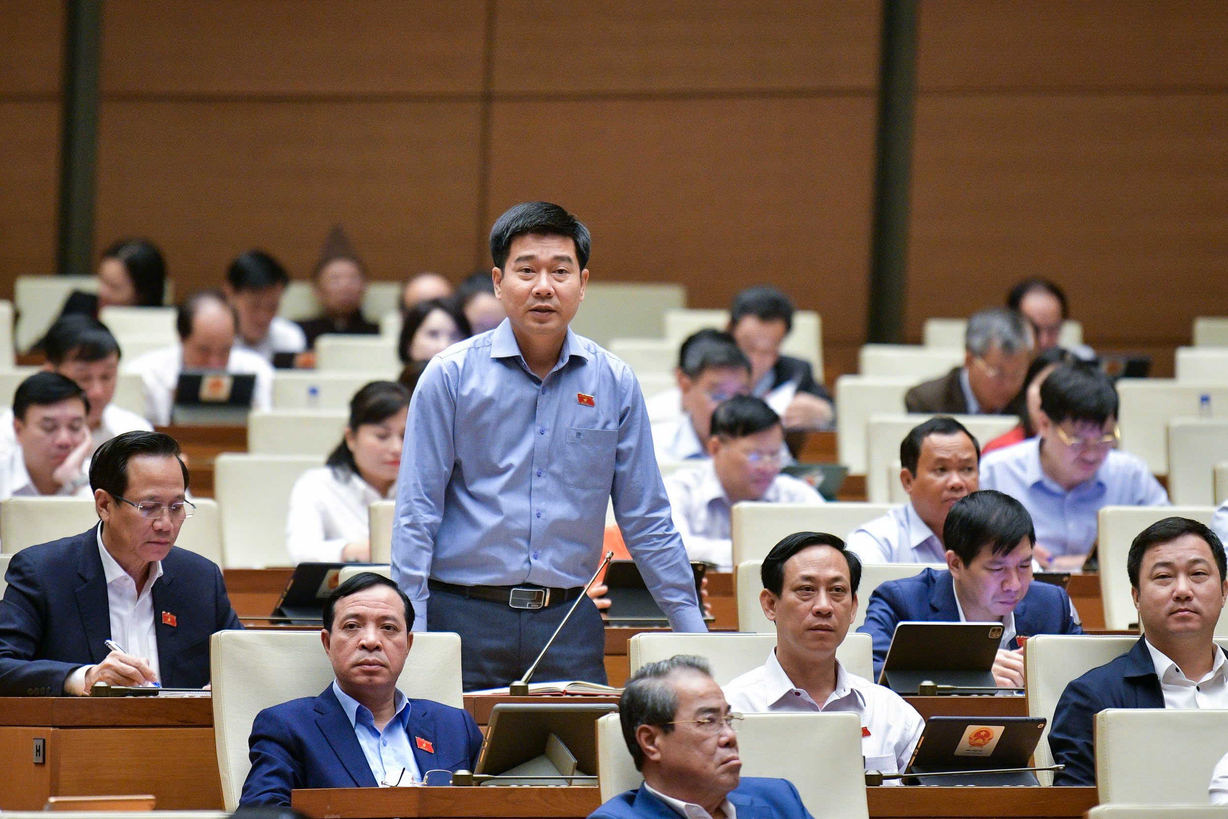 Đ&atilde; đến l&uacute;c c&oacute; s&agrave;n giao dịch v&agrave;ng?- Ảnh 2.