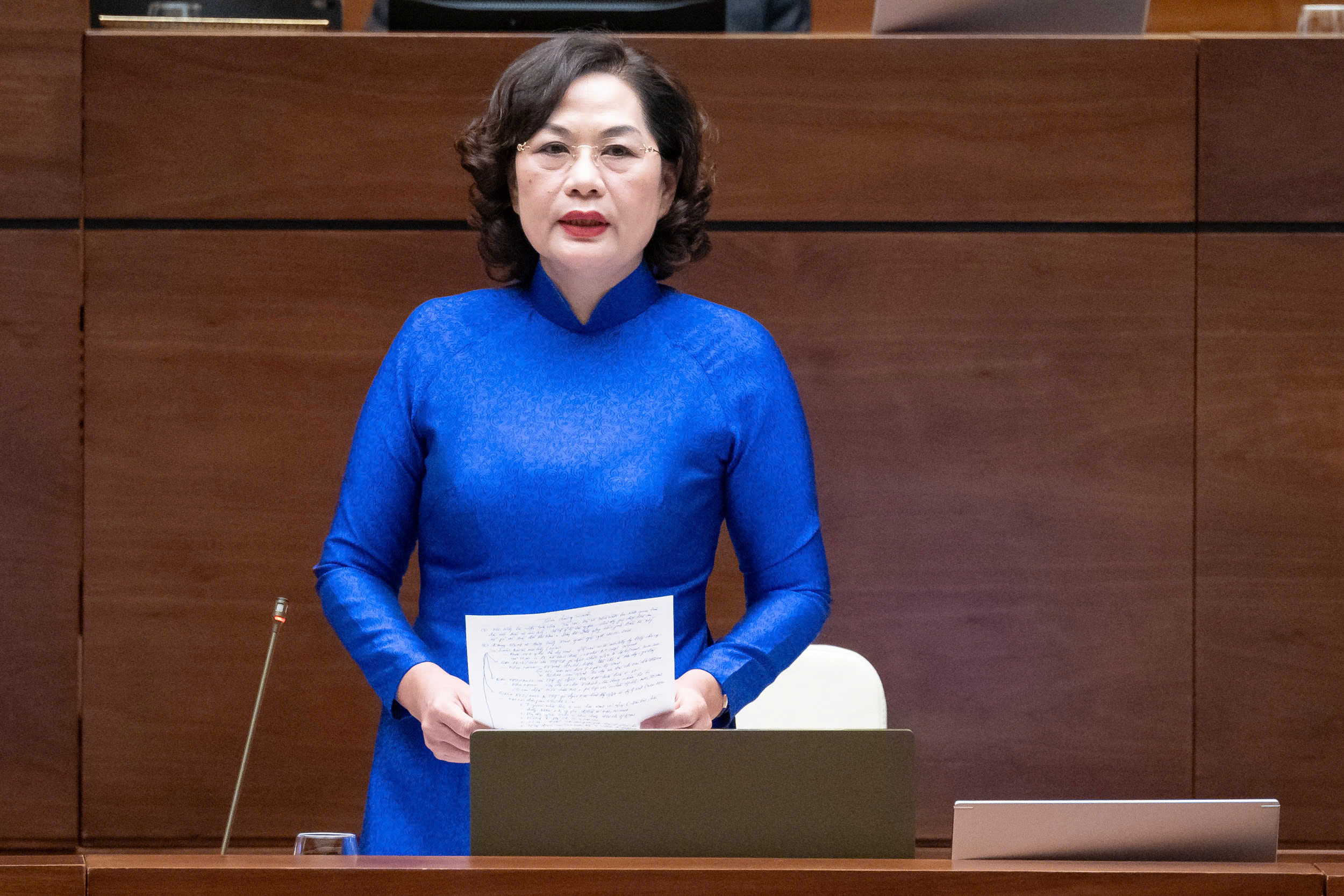 Thống đốc: 'Ng&acirc;n h&agrave;ng Nh&agrave; nước kh&ocirc;ng cấm cho vay bất động sản'- Ảnh 2.