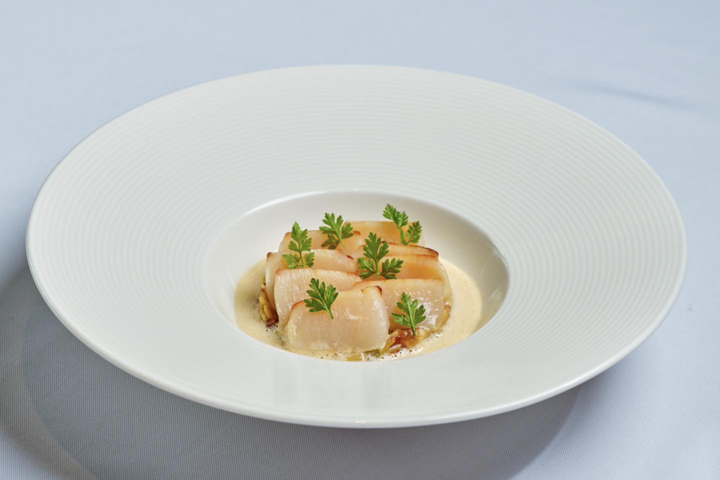 미슐랭 스타 셰프들이 베트남에서 '주방에서 춤을 추는' 모습 - 사진 3. Khi các đầu bếp sao Michelin 'múa bếp' ở Việt Nam- Ảnh 3.