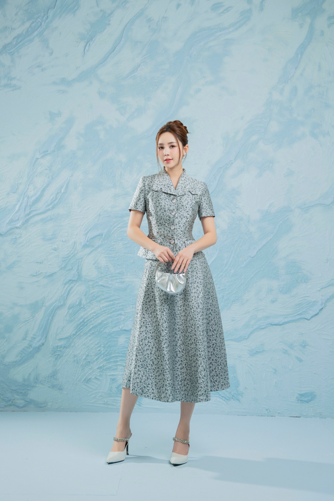 Отримайте ідеальні 10 балів за відповідний одяг - Фото 5. Chiếm trọn điểm 10 ấn tượng với trang phục đồng bộ- Ảnh 5.