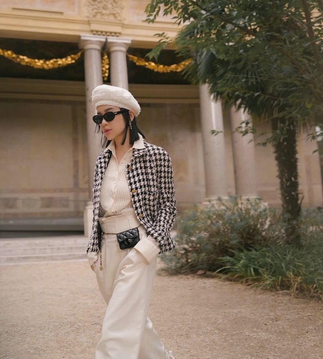 និន្នាការម៉ូដ beret បែប retro បានត្រលប់មកវិញក្នុងរដូវរងារនេះ - រូបថត 9 ។ Mũ beret xu hướng hoài cổ quay trở lại trong mùa đông này- Ảnh 9.