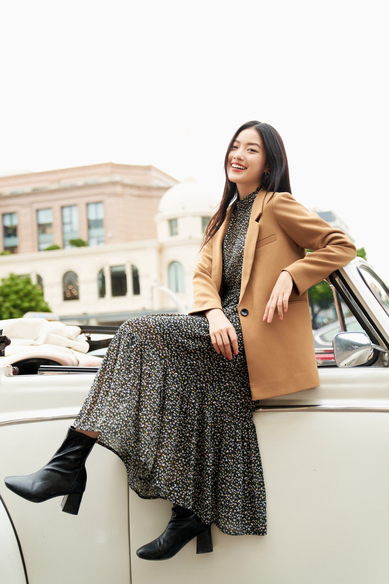 5 midi ruha, ami segít szépen öltözködni egész héten - 7. kép. 5 chiếc đầm midi giúp nàng mặc đẹp cả tuần- Ảnh 7.