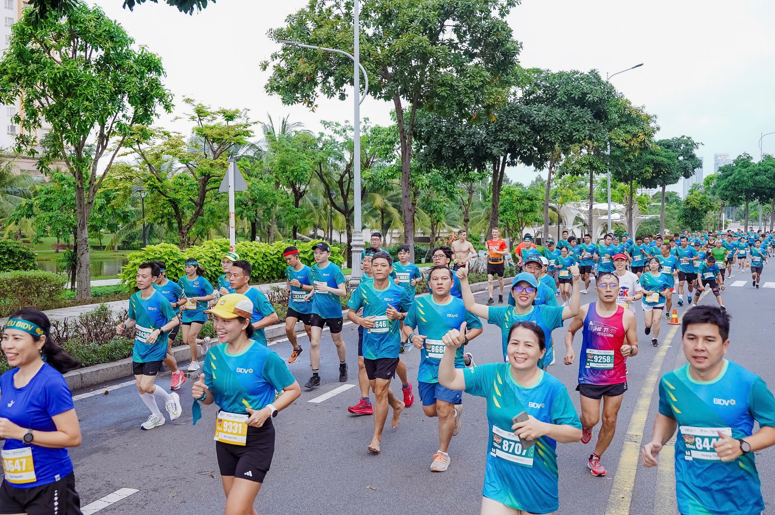 BIDV khởi động Giải chạy mang Tết ấm cho đồng bào nghèo- Ảnh 4. BIDV khởi động Giải chạy mang Tết ấm cho đồng bào nghèo- Ảnh 4.