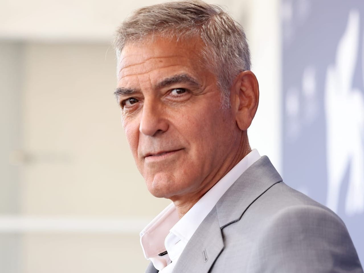 Hôn nhân viên mãn của George Clooney và vợ luật sư xinh đẹp- Ảnh 4.