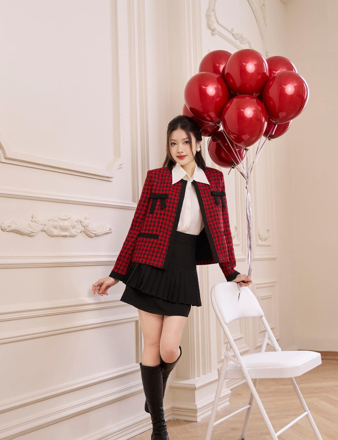 Jaquetas de tweed e combinações estilosas ajudam a manter um visual mais jovem - Foto 5. Áo tweed và các bản phối sành điệu giúp nàng trẻ trung hết cỡ- Ảnh 5.