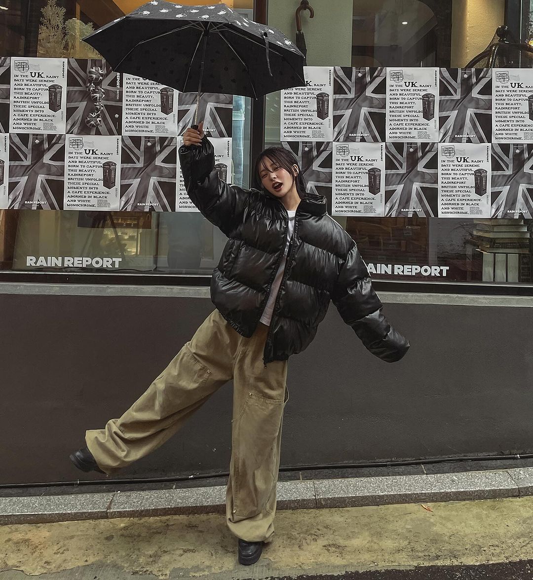 Perfektním společníkem na každý výlet jsou tepláky - Foto 7. Bạn đồng hành hoàn hảo cho mọi cuộc chơi gọi tên quần jogger- Ảnh 7.