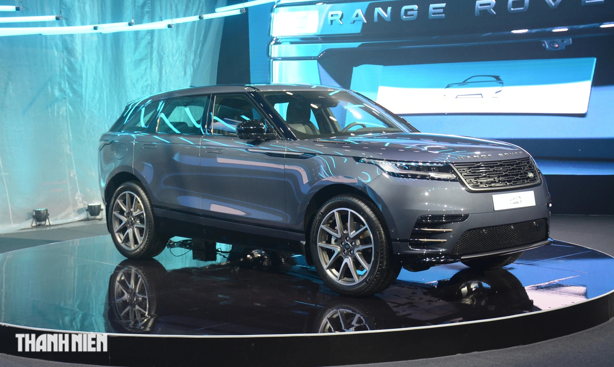 SUV hạng sang Range Rover Velar 2025 về Việt Nam 3 phiên bản, giá từ 3,7 tỉ- Ảnh 1.