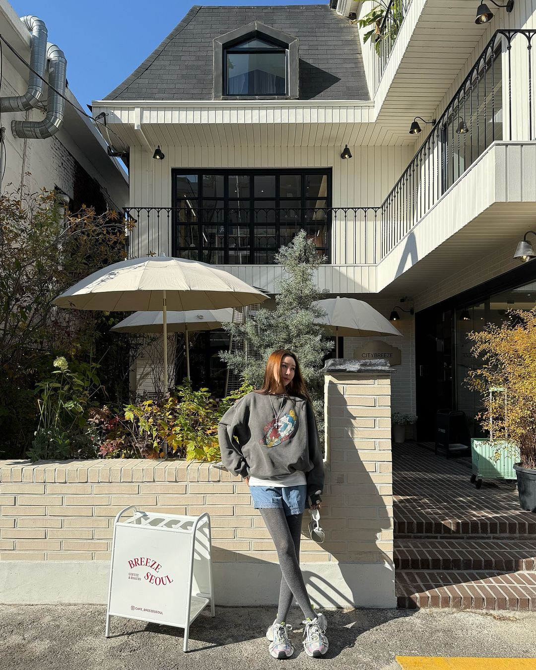 শীতকালে আঁটসাঁট পোশাক পরে আপনার পা উষ্ণ রাখুন - ছবি ৫। Giữ ấm đôi chân ngày đông với quần tất- Ảnh 5.