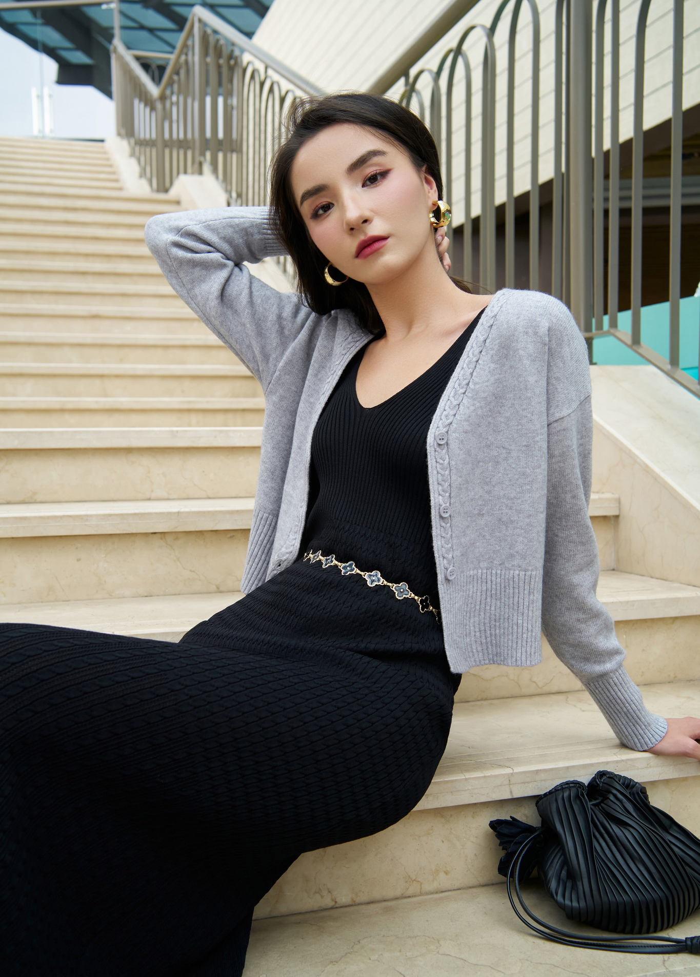 5 ý tưởng mặc đẹp đi làm, xuống phố mùa này- Ảnh 1. 5 ý tưởng mặc đẹp đi làm, xuống phố mùa này- Ảnh 1.
