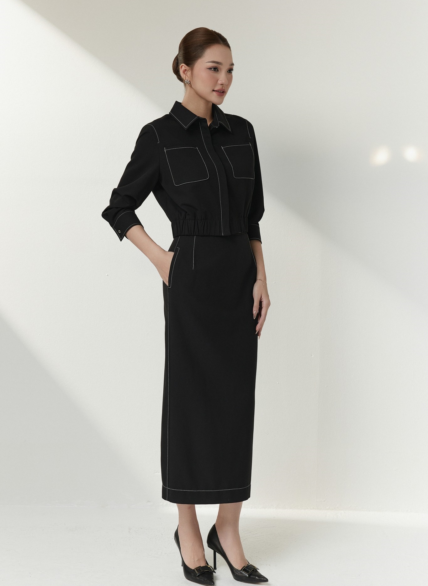 Bền bỉ, thời thượng và phá cách là những thế mạnh của chất liệu denim- Ảnh 1. Bền bỉ, thời thượng và phá cách là những thế mạnh của chất liệu denim- Ảnh 1.