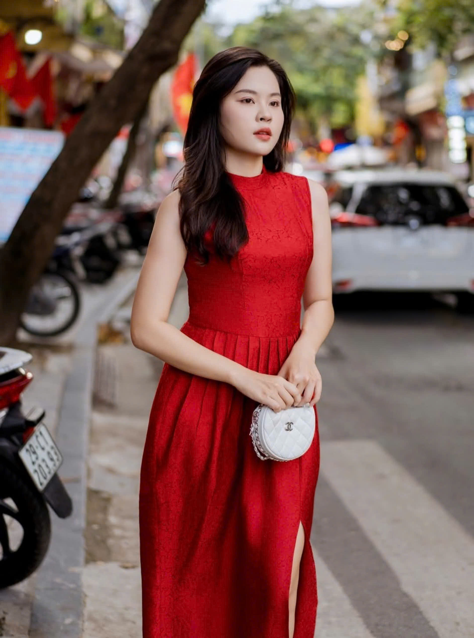Segredo para combinar o look de escritório com o look de festa de fim de ano - Foto 7. Bí quyết phối đồ công sở thành trang phục dự tiệc cuối năm- Ảnh 7.