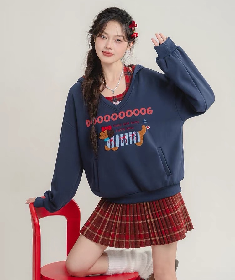 Awaken classic style with plaid pattern - Photo 5. Đánh thức phong cách cổ điển với họa tiết caro- Ảnh 5.