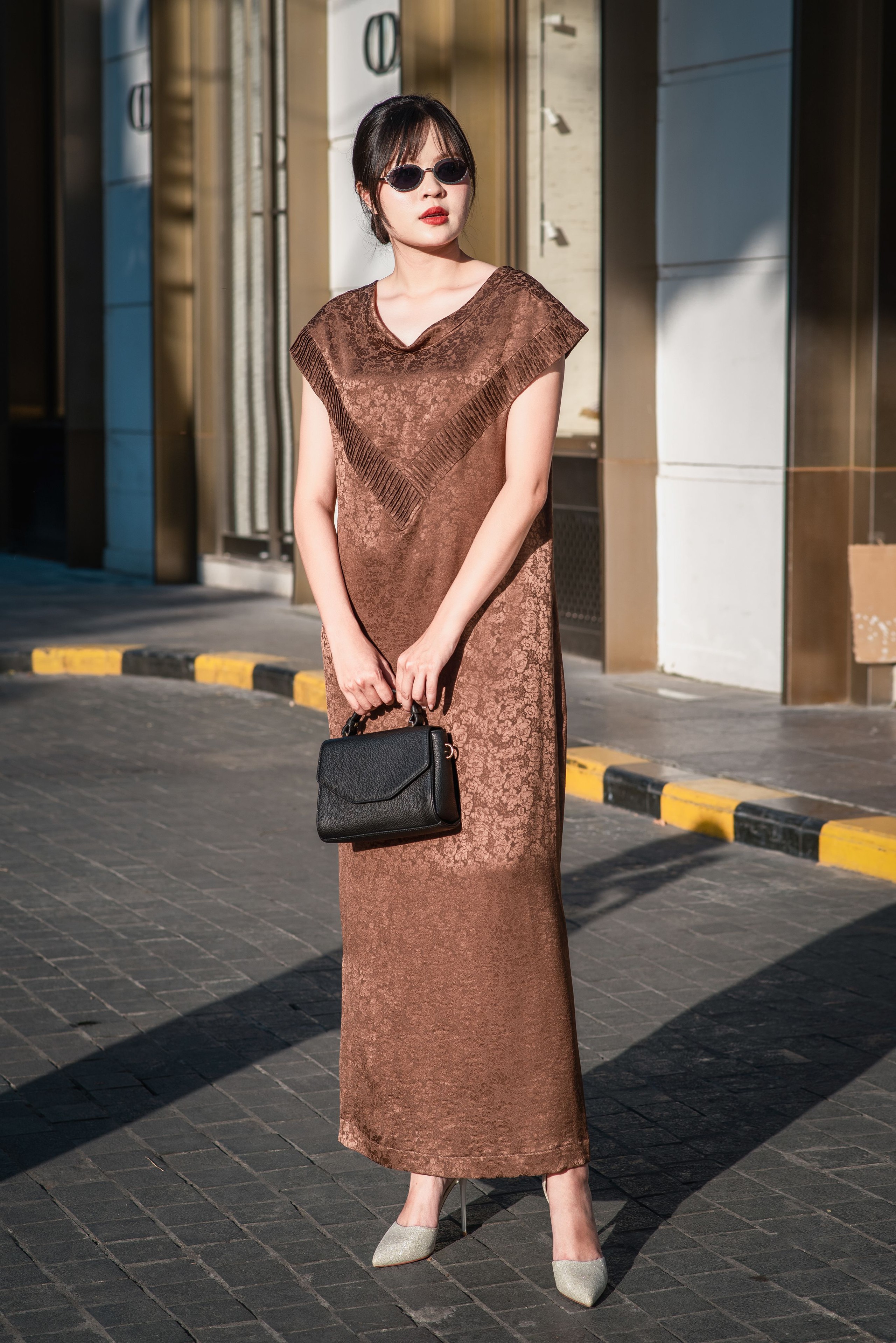 Segredo para combinar o look de escritório com o look de festa de fim de ano - Foto 8. Bí quyết phối đồ công sở thành trang phục dự tiệc cuối năm- Ảnh 8.