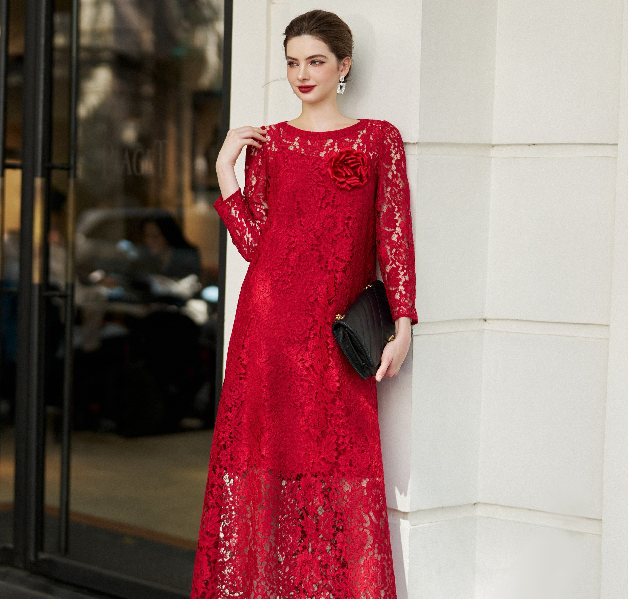 ពណ៌ក្រហមគឺជាពណ៌នៃភាពទាក់ទាញ និងថាមពល - រូបថត ៥. Sắc đỏ là gam màu của sự quyến rũ và quyền lực- Ảnh 5.