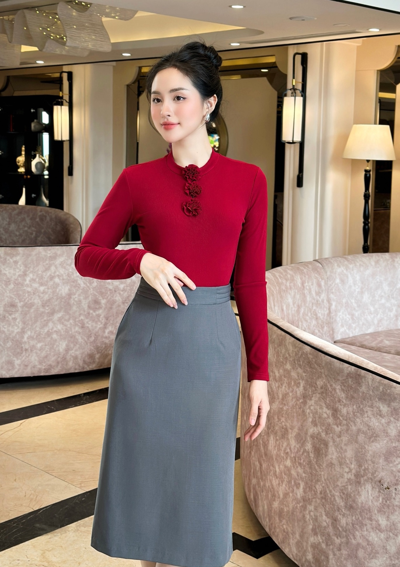 ពណ៌ក្រហមគឺជាពណ៌នៃភាពទាក់ទាញ និងថាមពល - រូបថត ៧. Sắc đỏ là gam màu của sự quyến rũ và quyền lực- Ảnh 7.