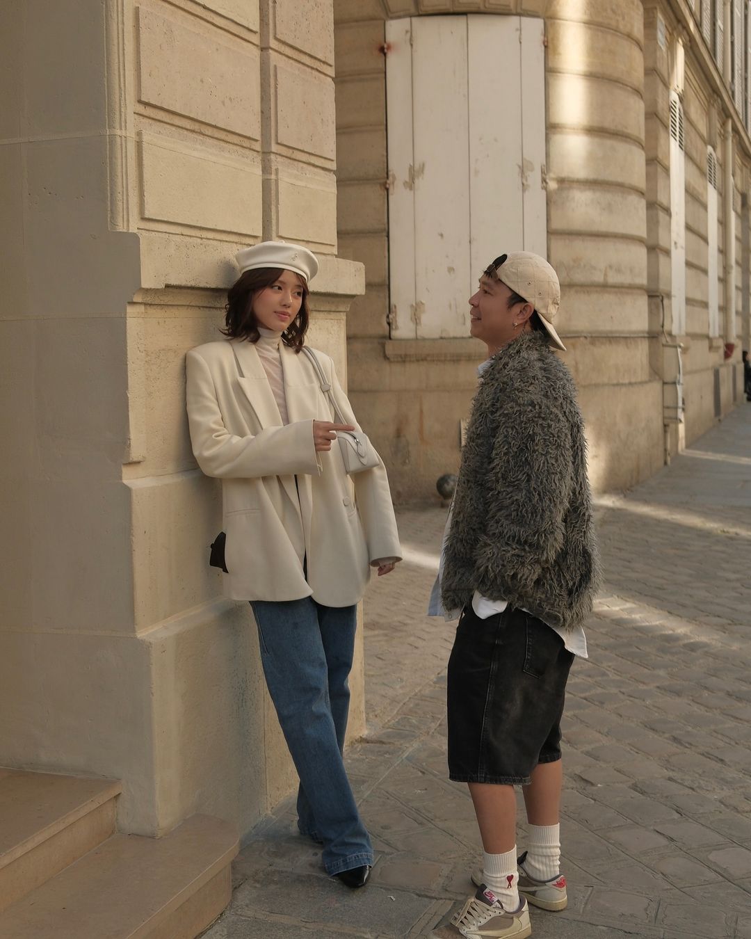 សម្លៀកបំពាក់ការិយាល័យឆើតឆាយក្នុងរចនាប័ទ្មនារីទាន់សម័យ - រូបថត 7 ។ Phối đồ công sở sang trọng theo phong cách Cô Em Trendy- Ảnh 7.