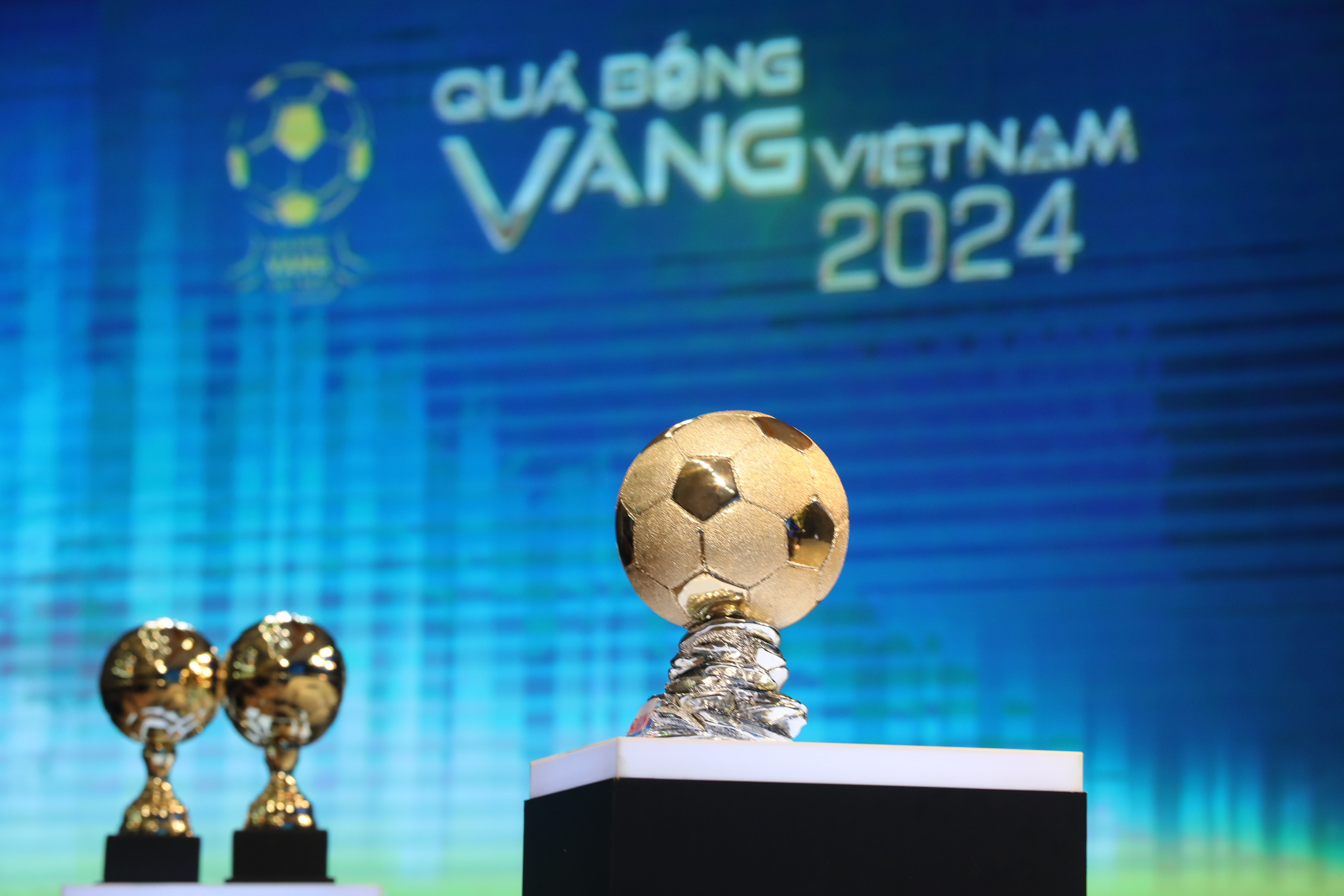 Quả bóng vàng Việt Nam 2024: Tiến Linh gây ấn tượng với cựu danh thủ Lê Công Vinh- Ảnh 3.