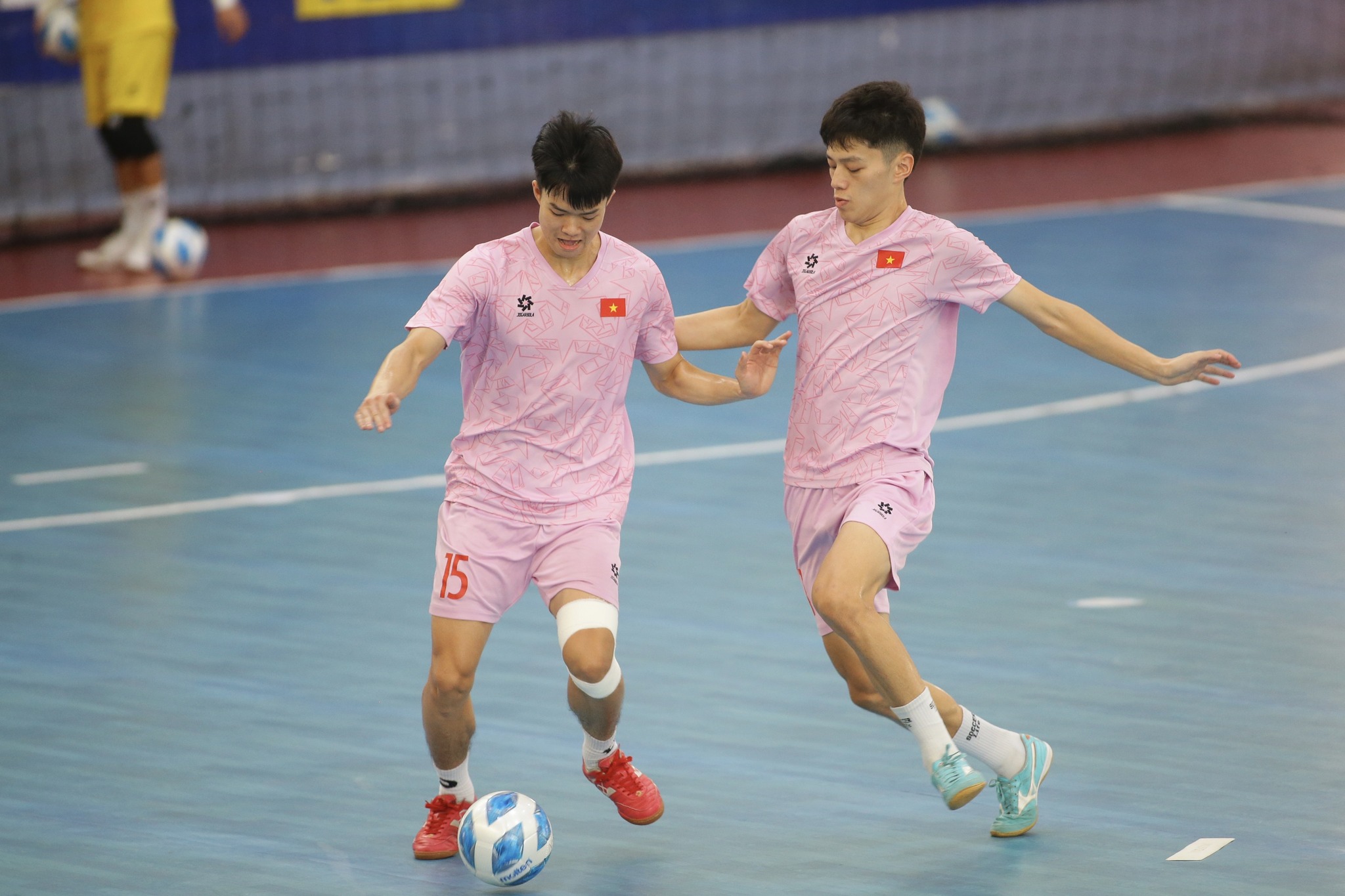 HLV đội tuyển futsal Thái Lan: ‘Mong tái đấu Việt Nam ở chung kết Đông Nam Á’- Ảnh 2.