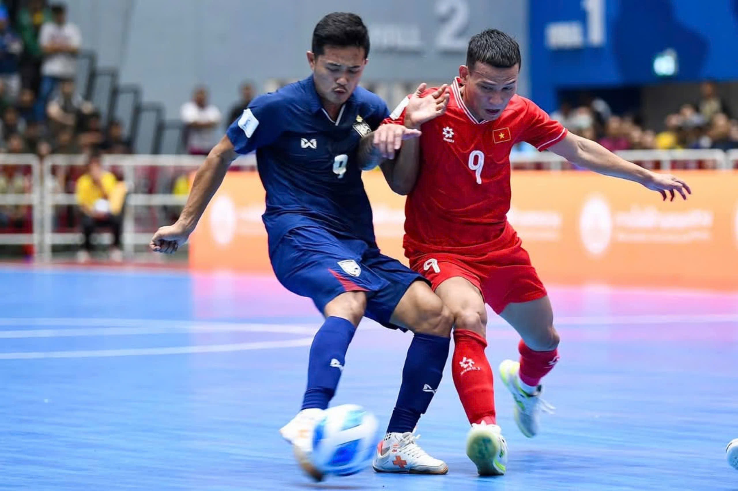 Đội tuyển futsal Việt Nam trẻ hóa đã đánh bại Thái Lan trên đất của họ