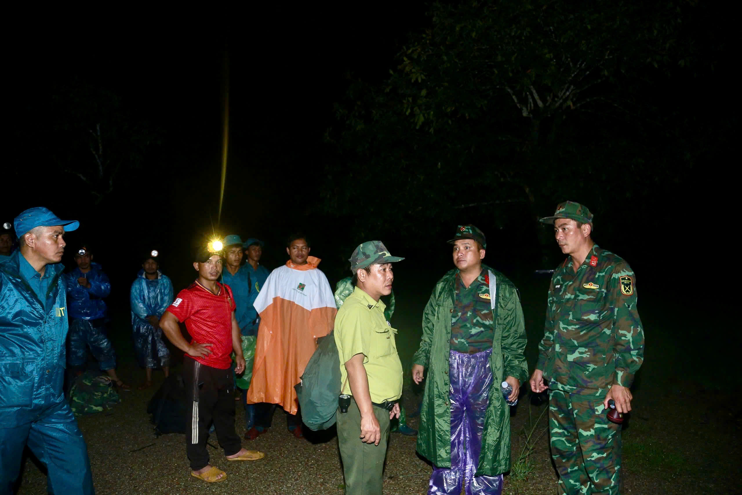 Máy bay quân sự YAK-130 rơi ở Bình Định: Sẽ giải mã hộp đen tìm nguyên nhân- Ảnh 5.